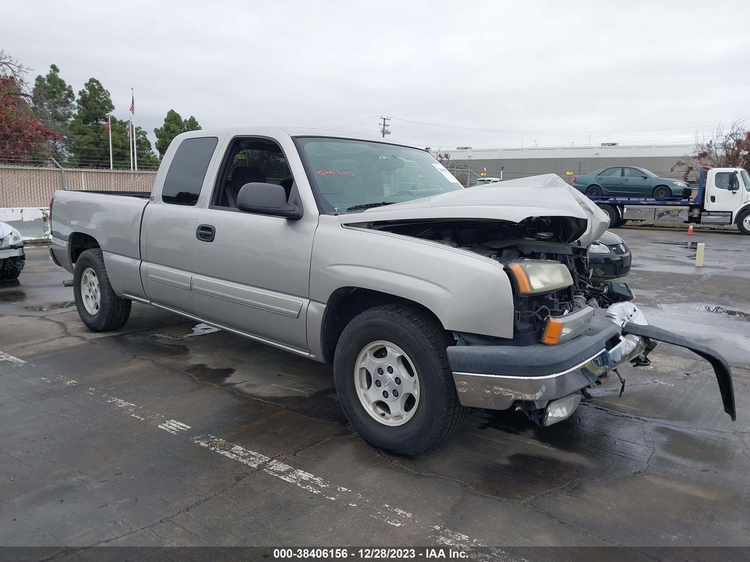 CHEVROLET SILVERADO 2004 2gcec19t541275812