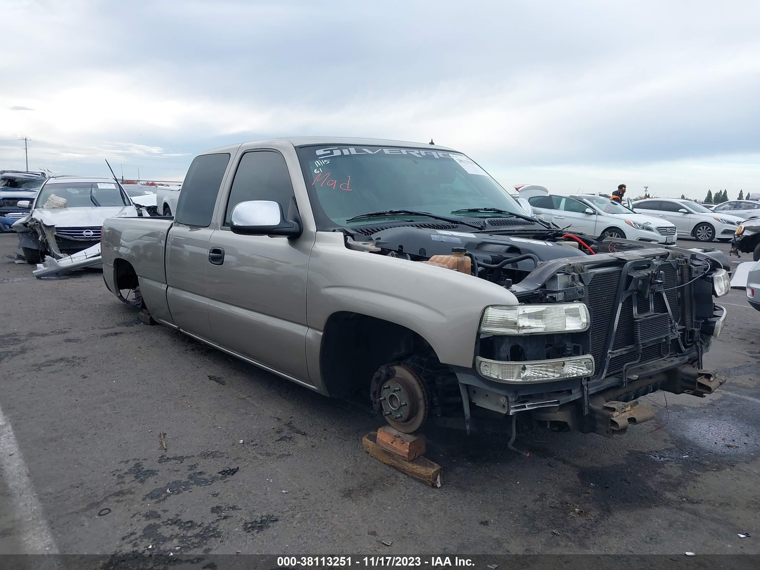 CHEVROLET SILVERADO 2001 2gcec19t611304603