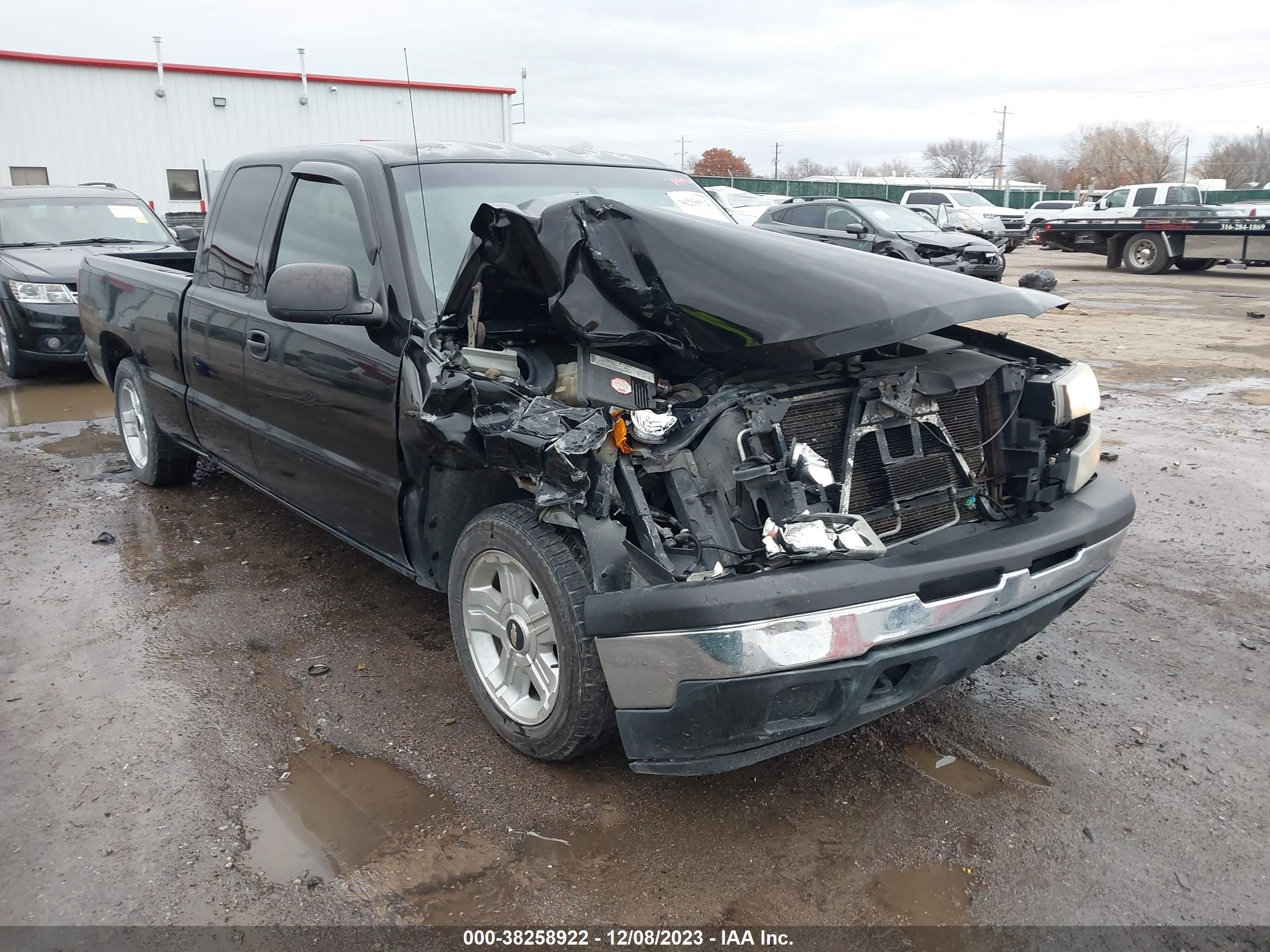 CHEVROLET SILVERADO 2005 2gcec19t651353046