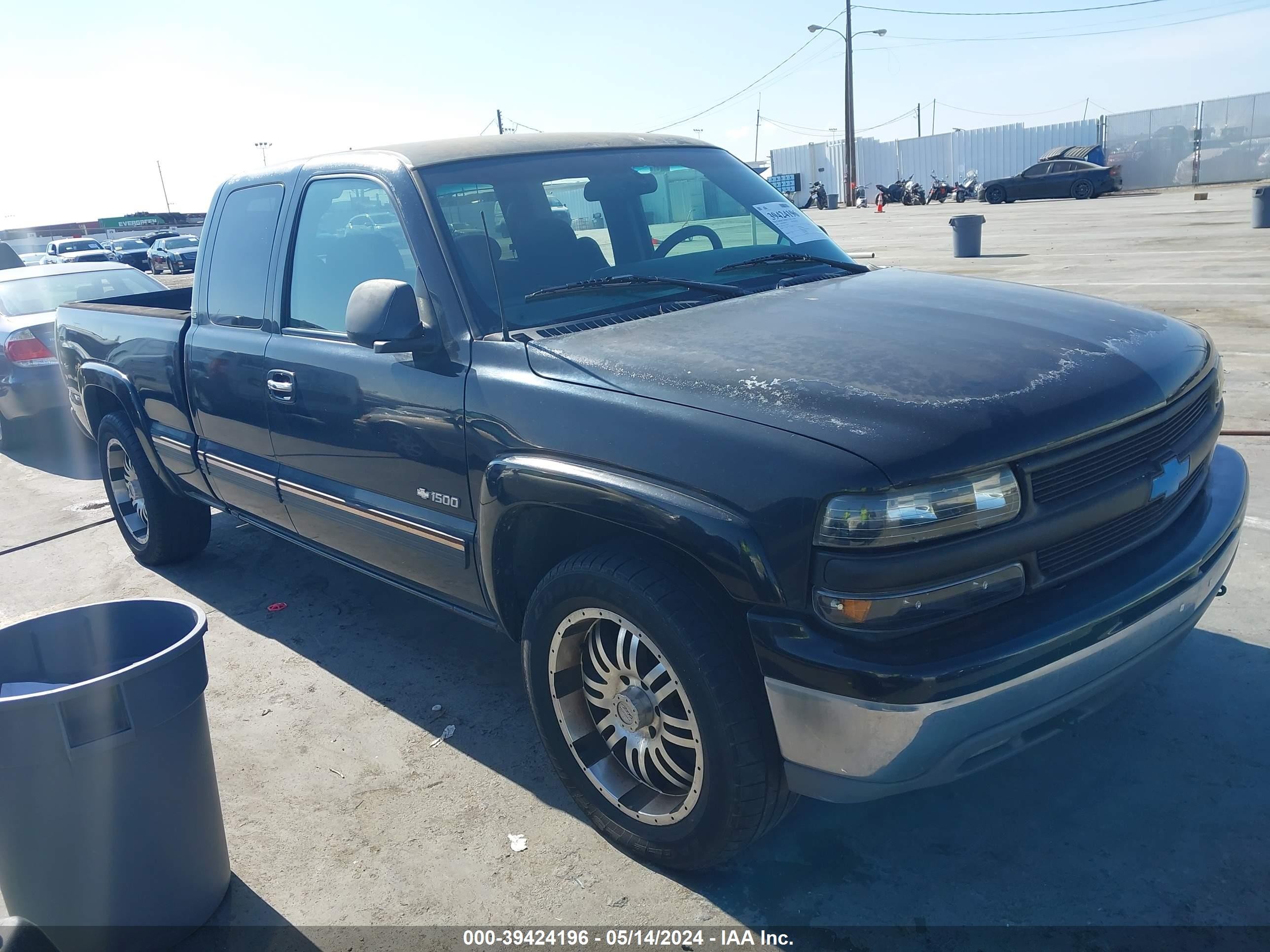 CHEVROLET SILVERADO 2000 2gcec19t7y1233647