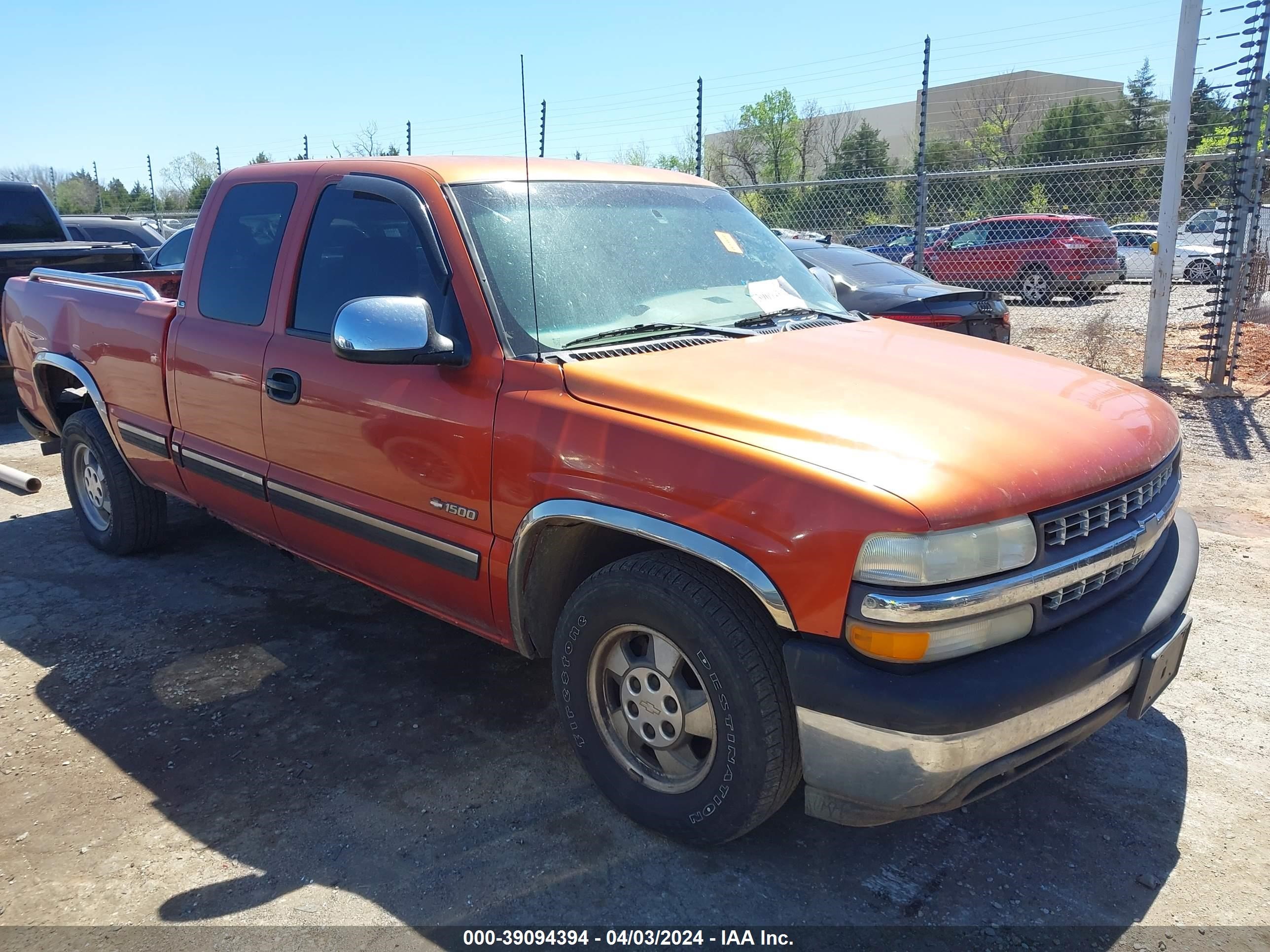 CHEVROLET SILVERADO 2001 2gcec19t811116942