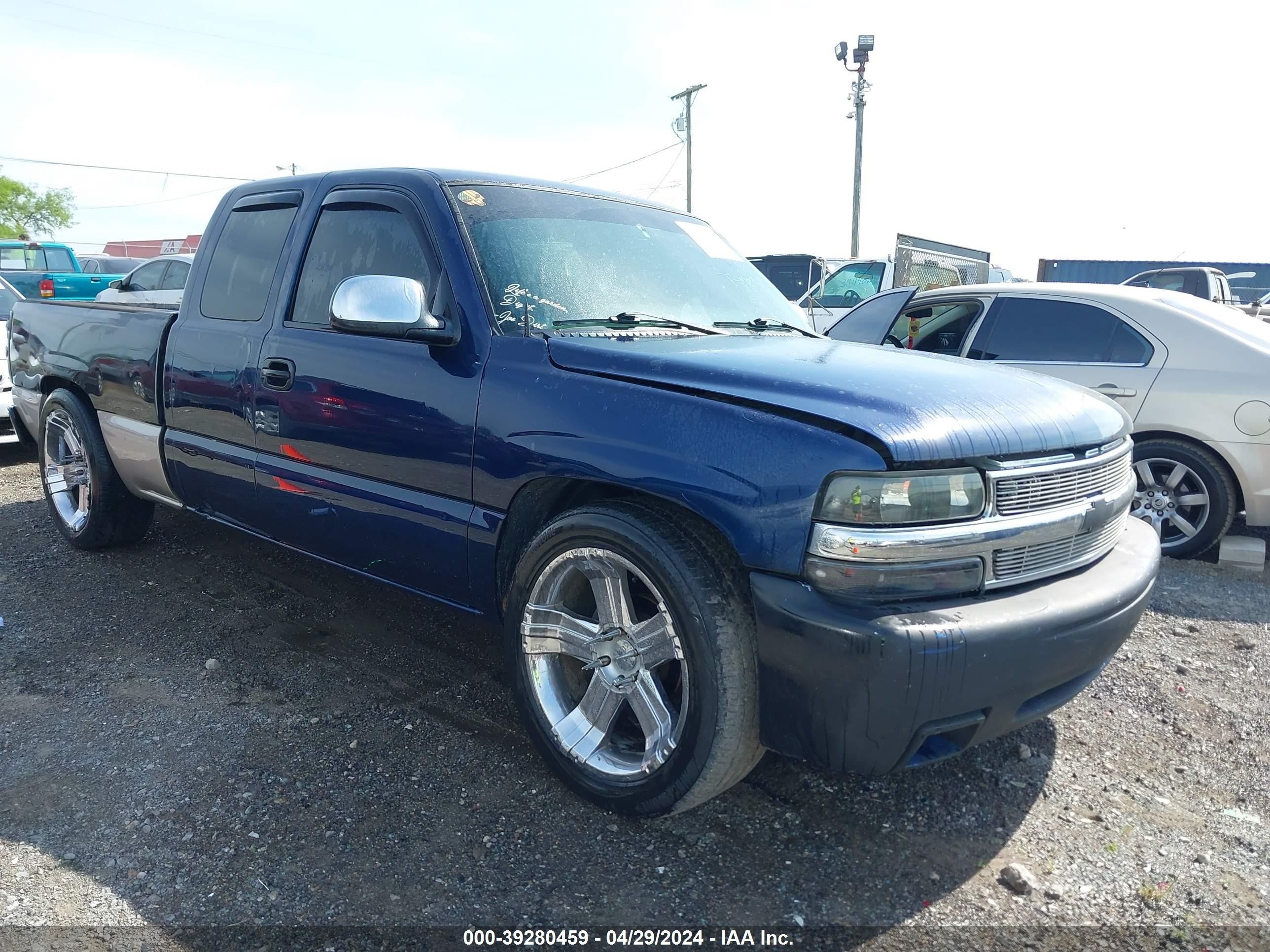 CHEVROLET SILVERADO 2001 2gcec19t811243397