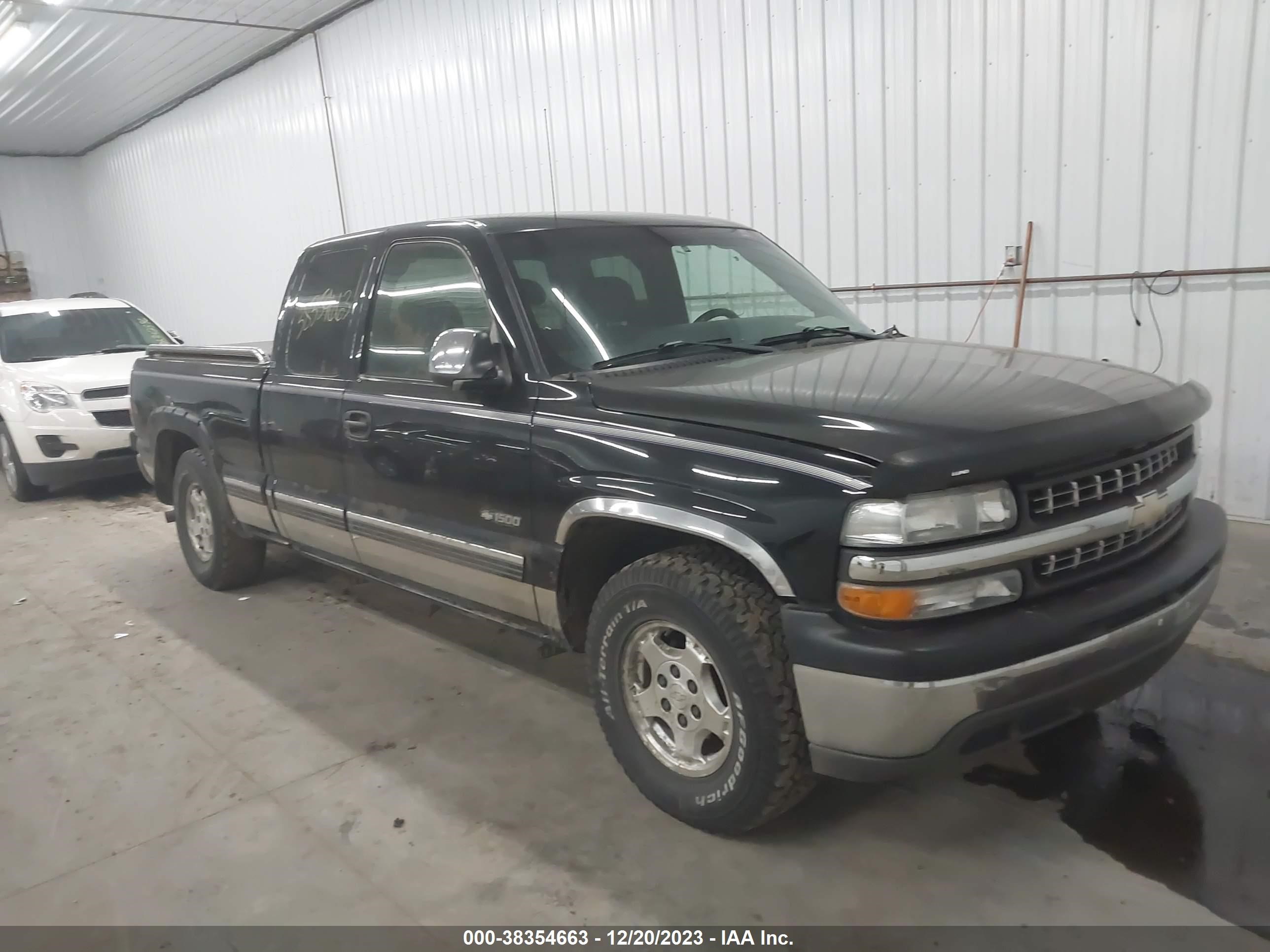 CHEVROLET SILVERADO 2002 2gcec19t821325633