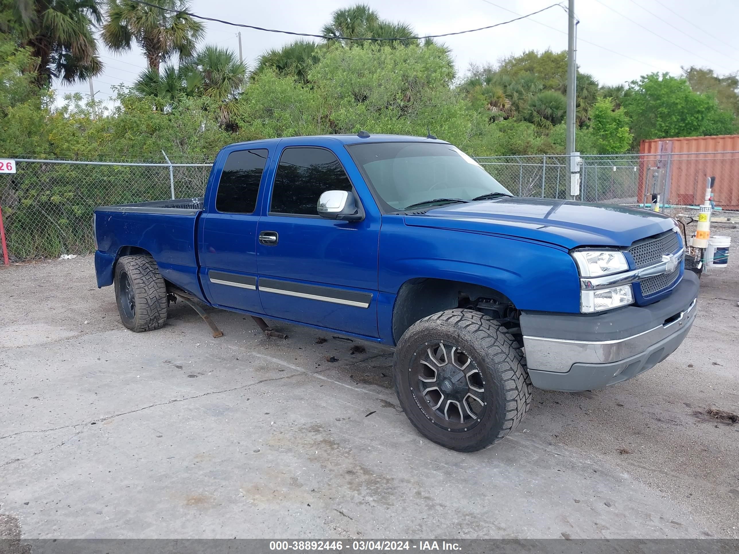 CHEVROLET SILVERADO 2004 2gcec19t941243459