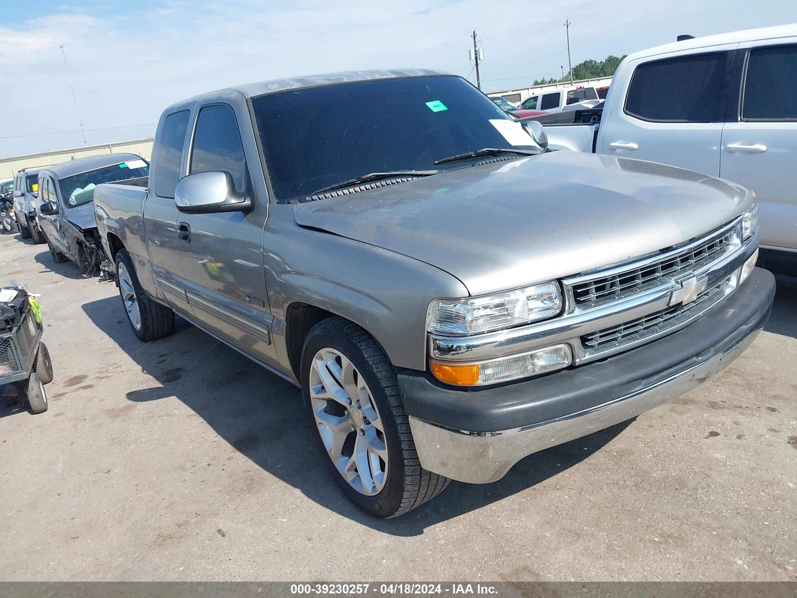 CHEVROLET SILVERADO 2000 2gcec19t9y1270666