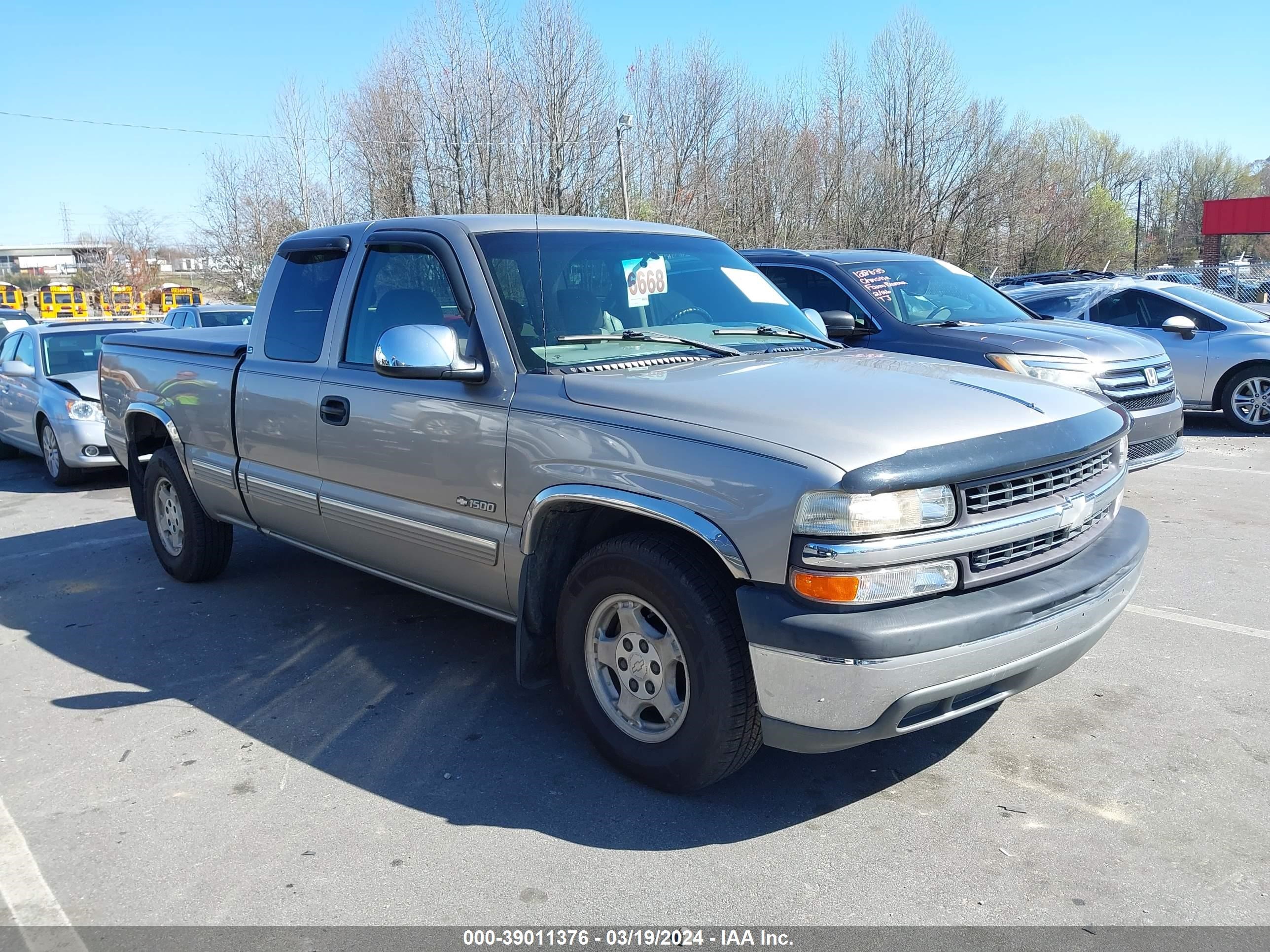 CHEVROLET SILVERADO 2000 2gcec19txy1115978