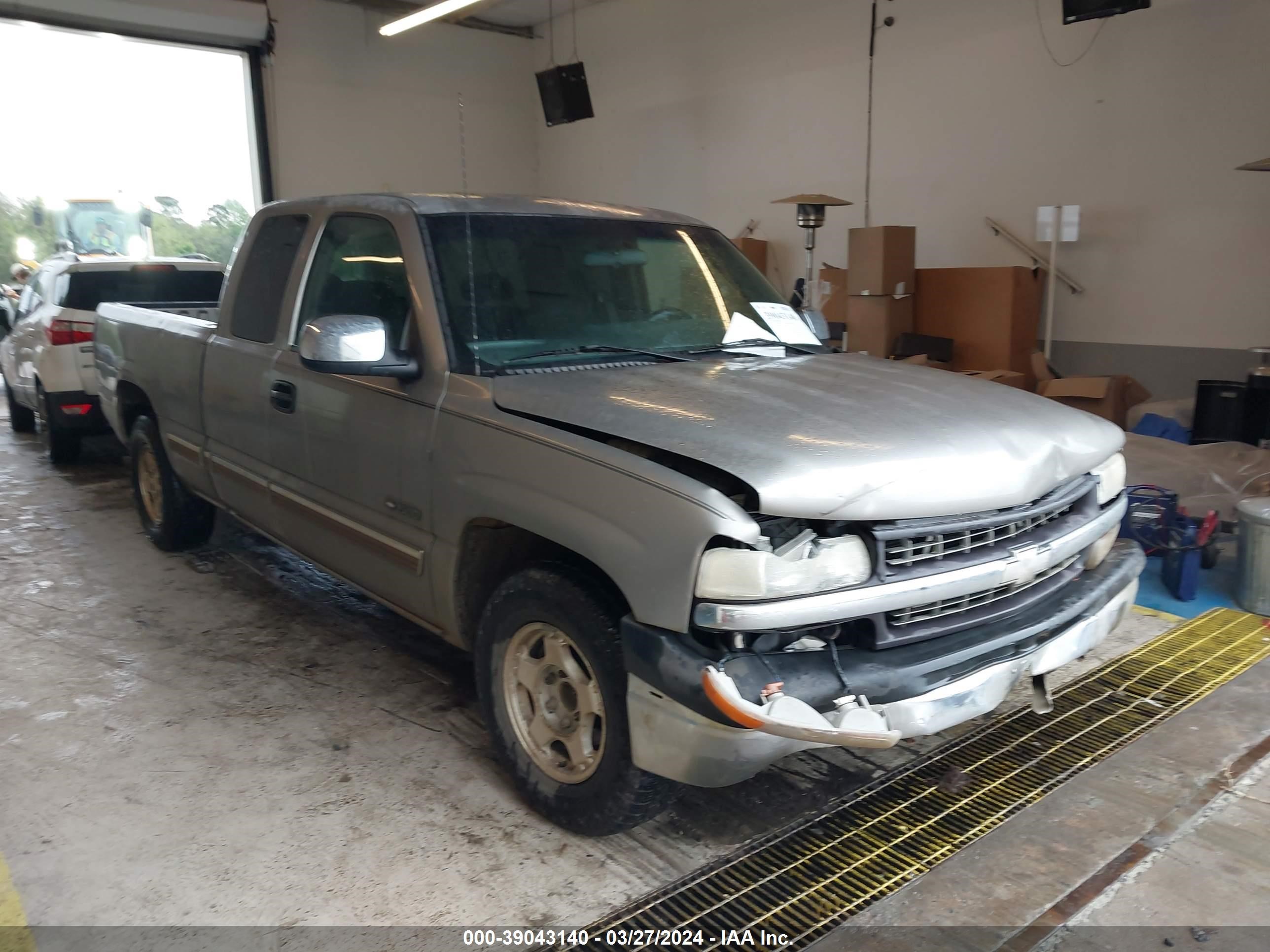 CHEVROLET SILVERADO 2001 2gcec19v111155650