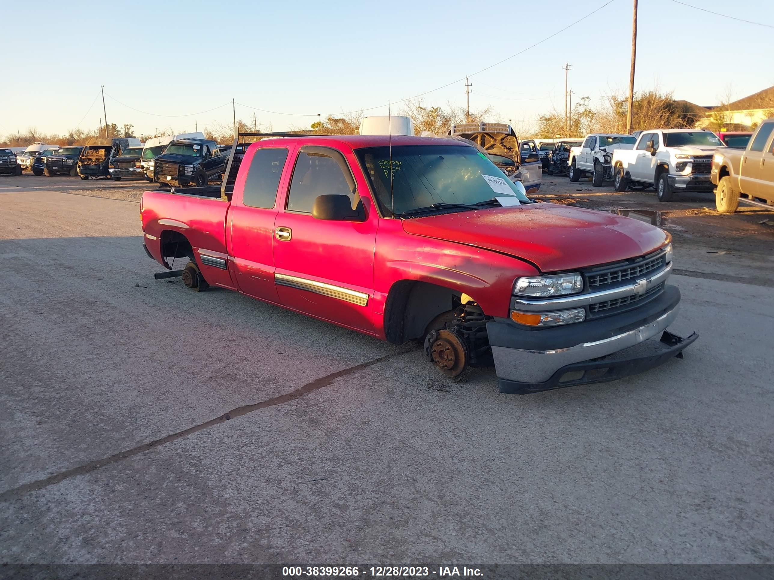 CHEVROLET SILVERADO 2001 2gcec19v111188020