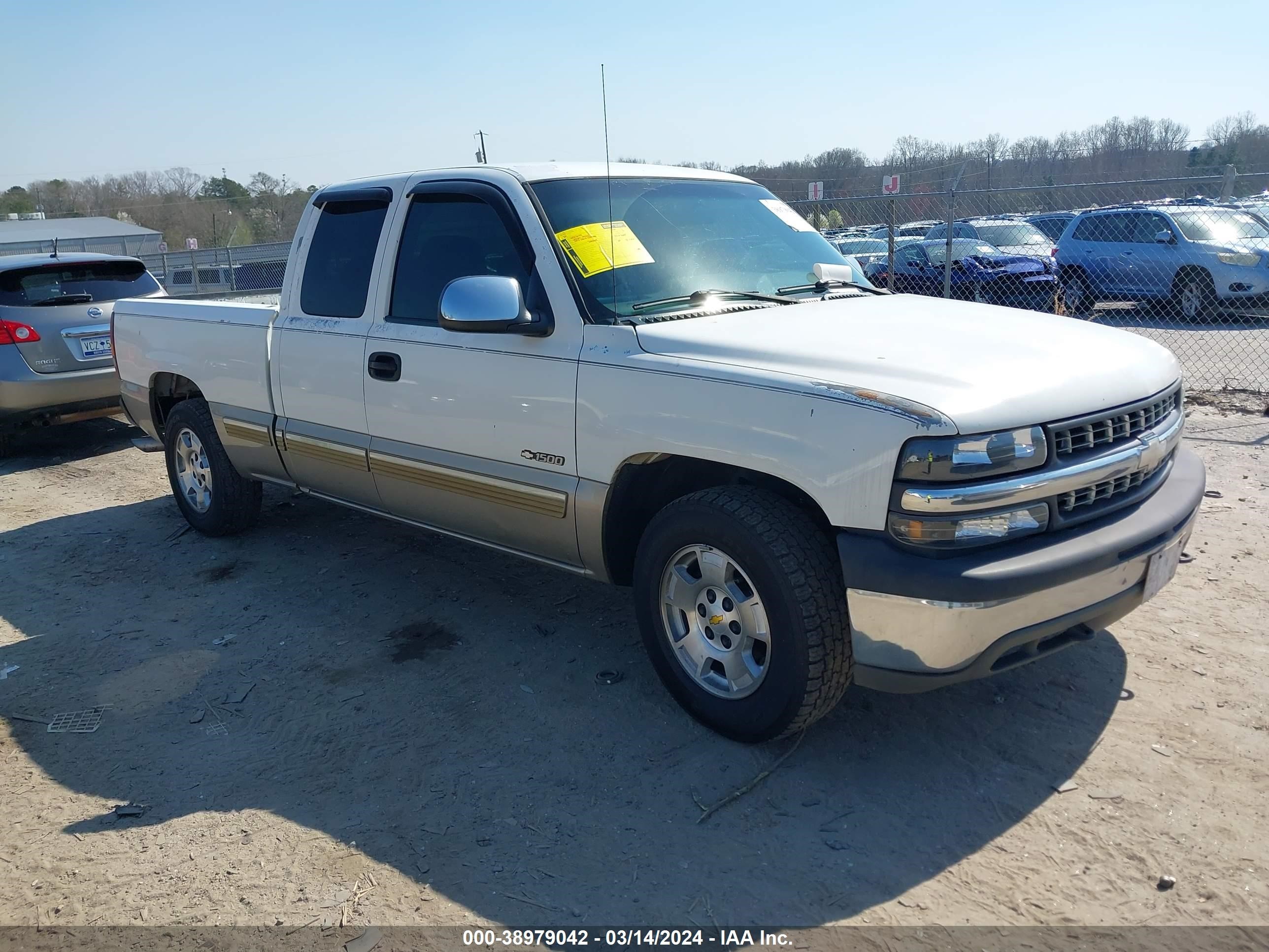 CHEVROLET SILVERADO 2002 2gcec19v121380006