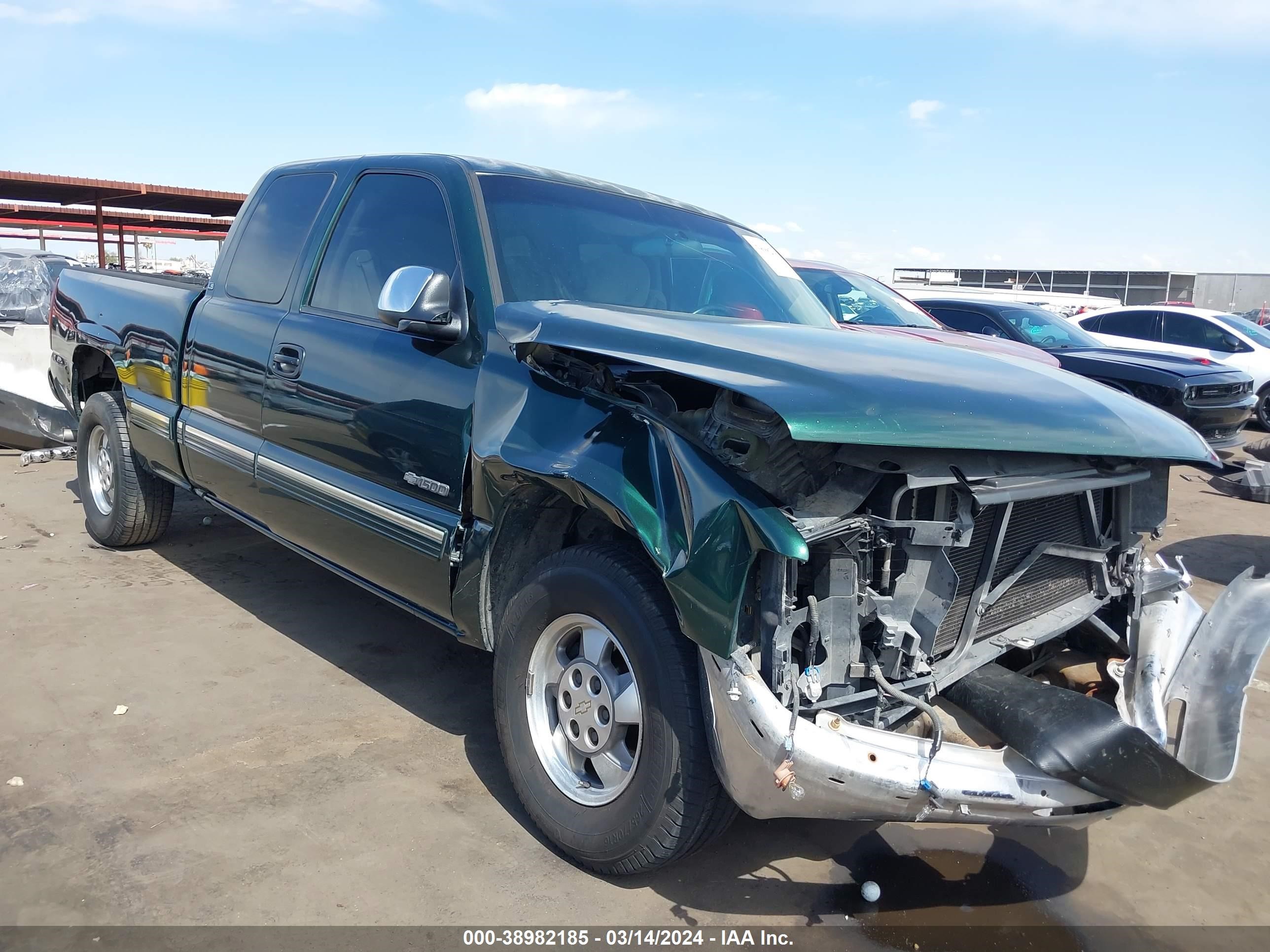 CHEVROLET SILVERADO 2001 2gcec19v511401485