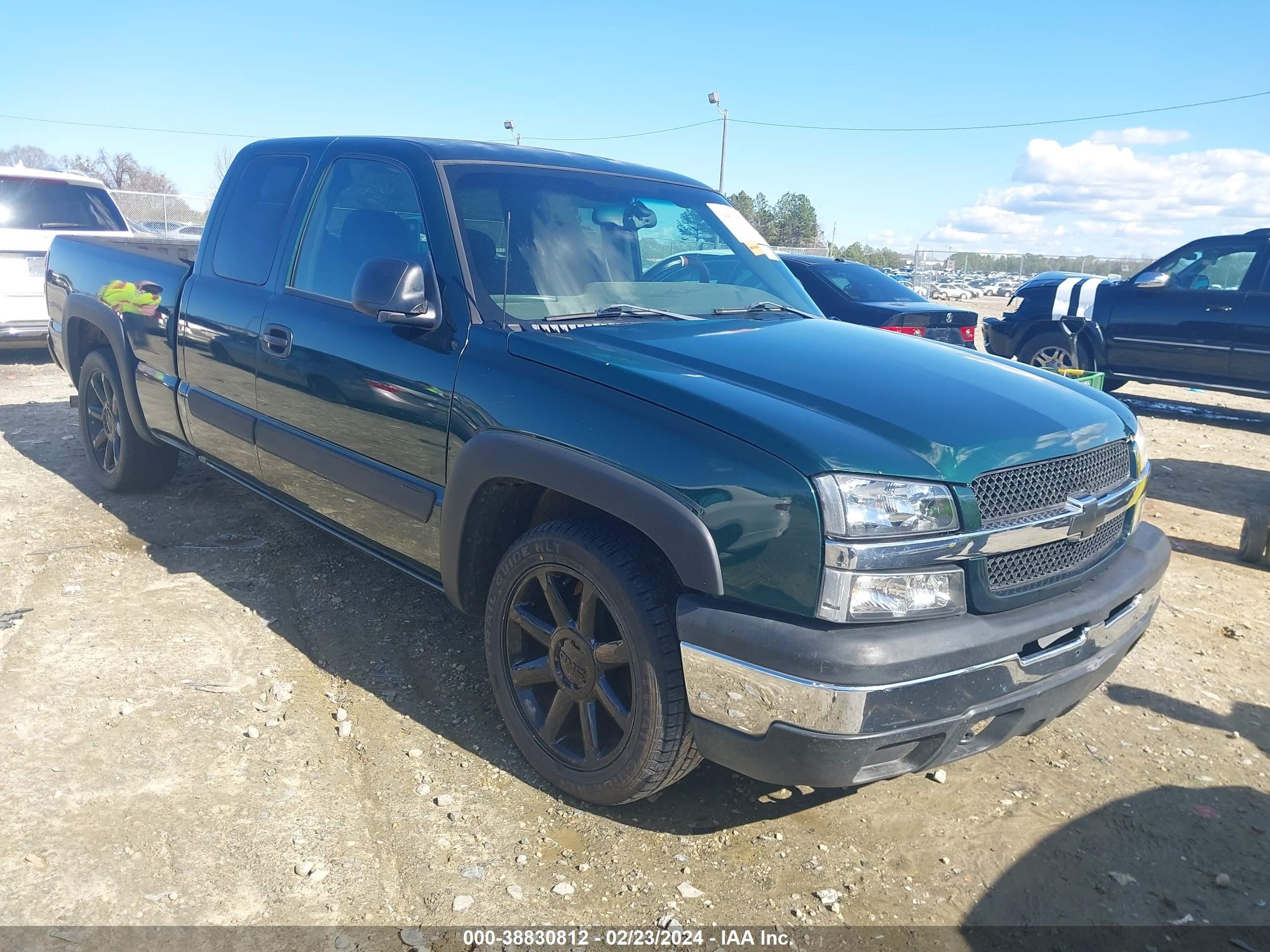 CHEVROLET SILVERADO 2004 2gcec19v541338120