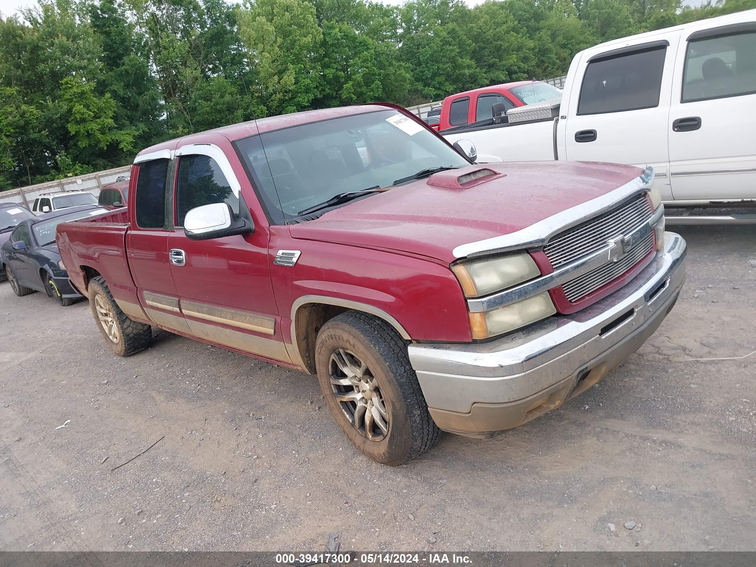 CHEVROLET SILVERADO 2005 2gcec19v551172540