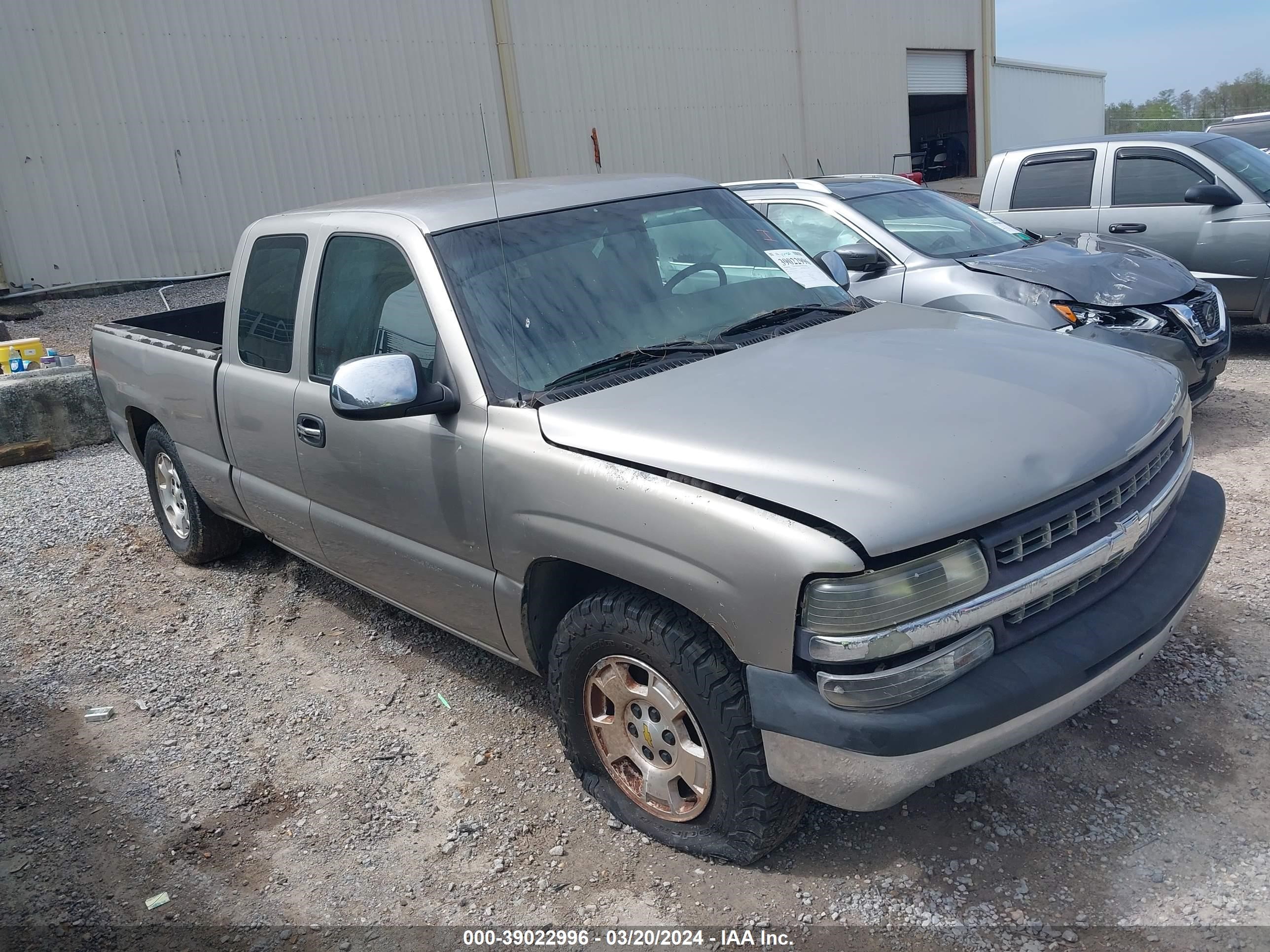 CHEVROLET SILVERADO 2001 2gcec19v611241214