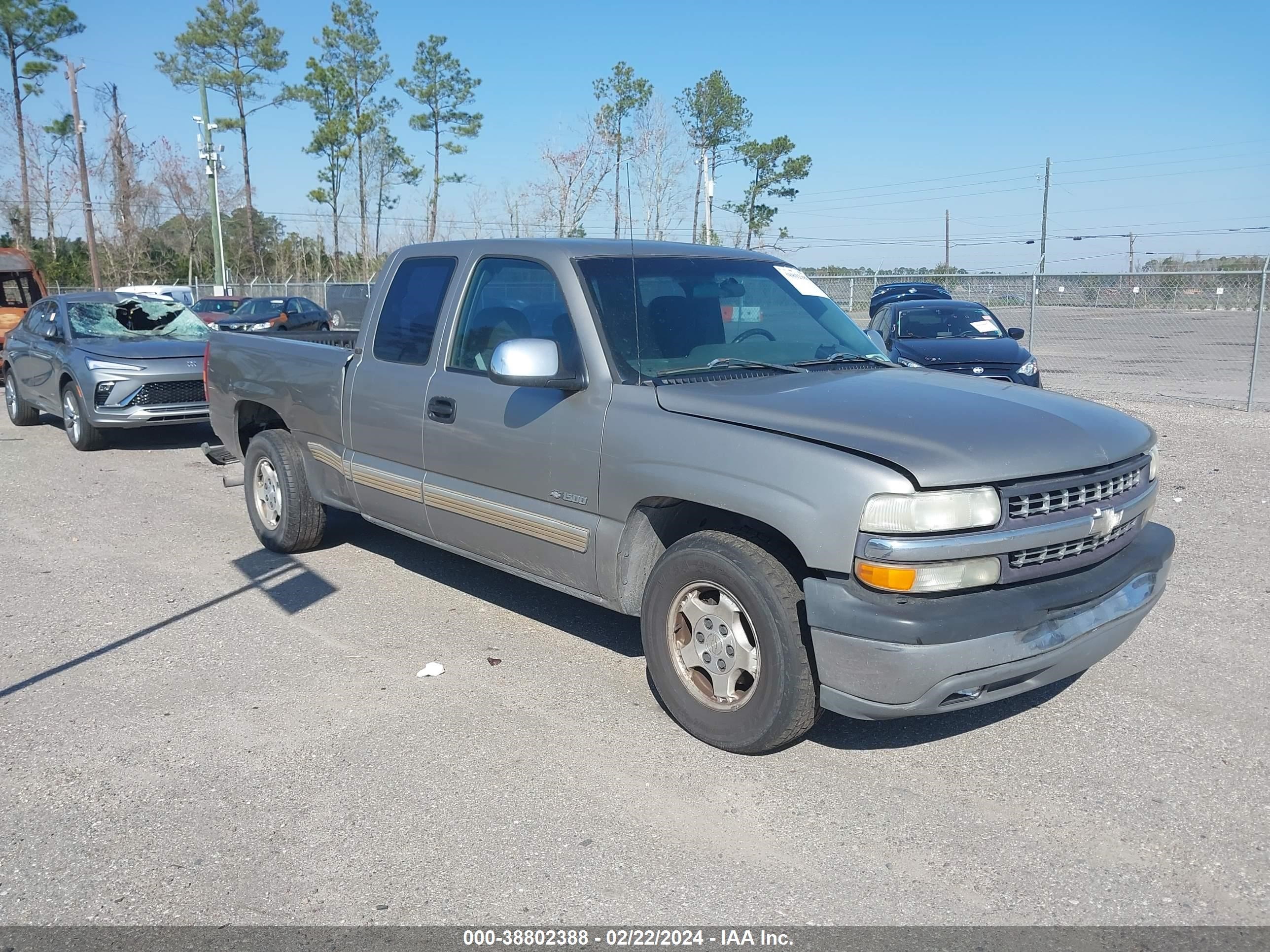 CHEVROLET SILVERADO 2001 2gcec19v711267370