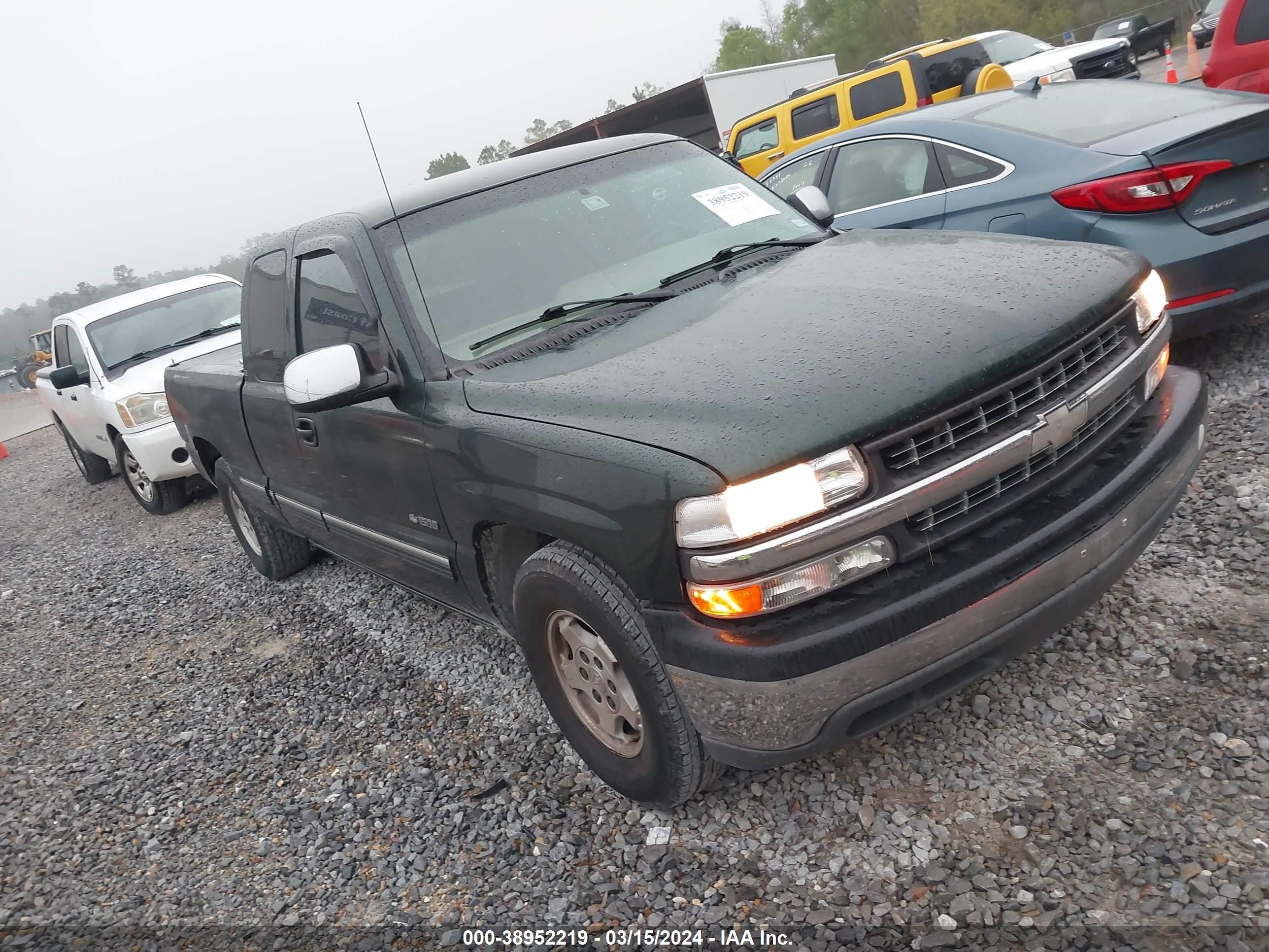 CHEVROLET SILVERADO 2001 2gcec19v811147268