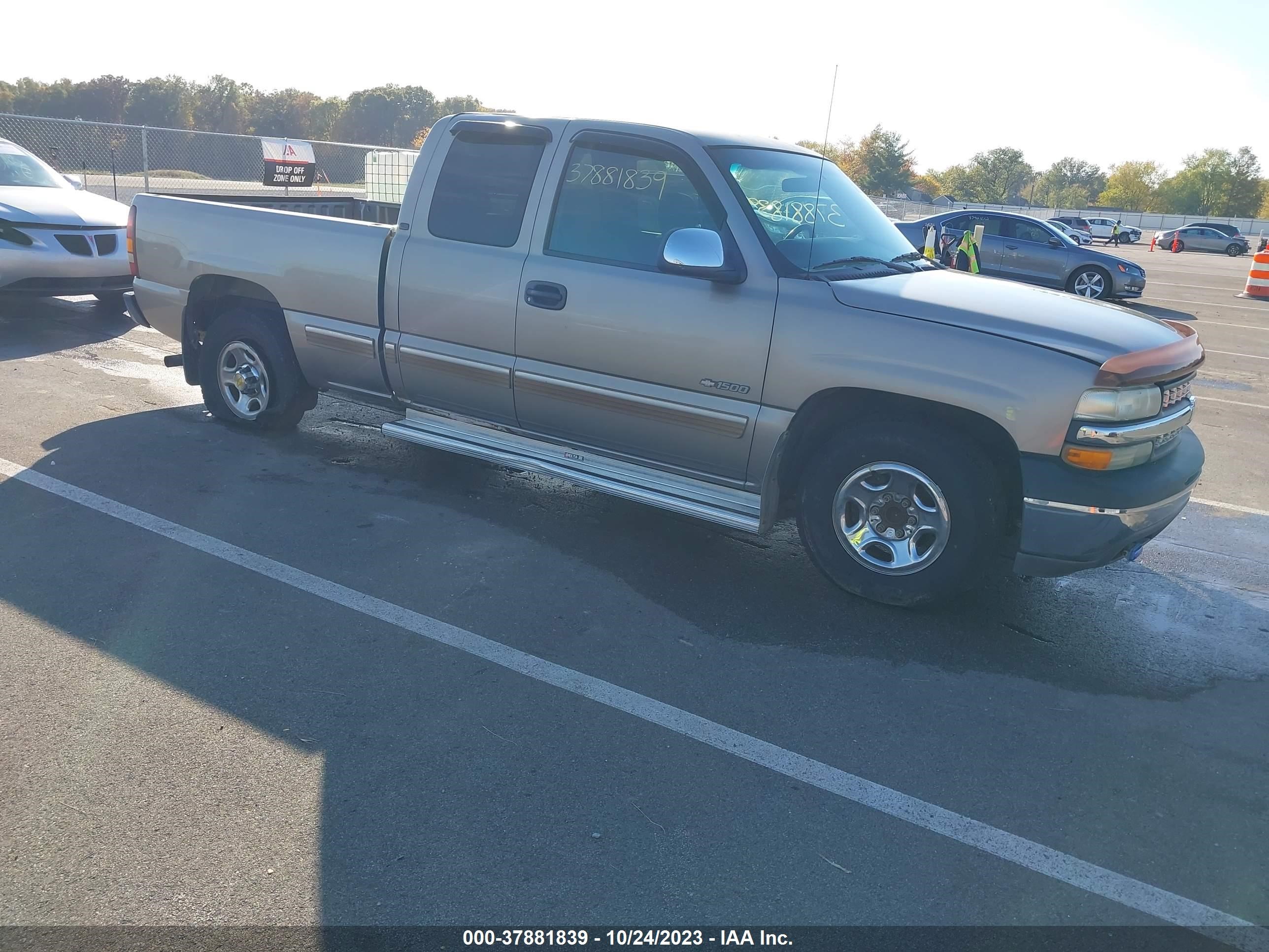 CHEVROLET SILVERADO 2002 2gcec19v821287015