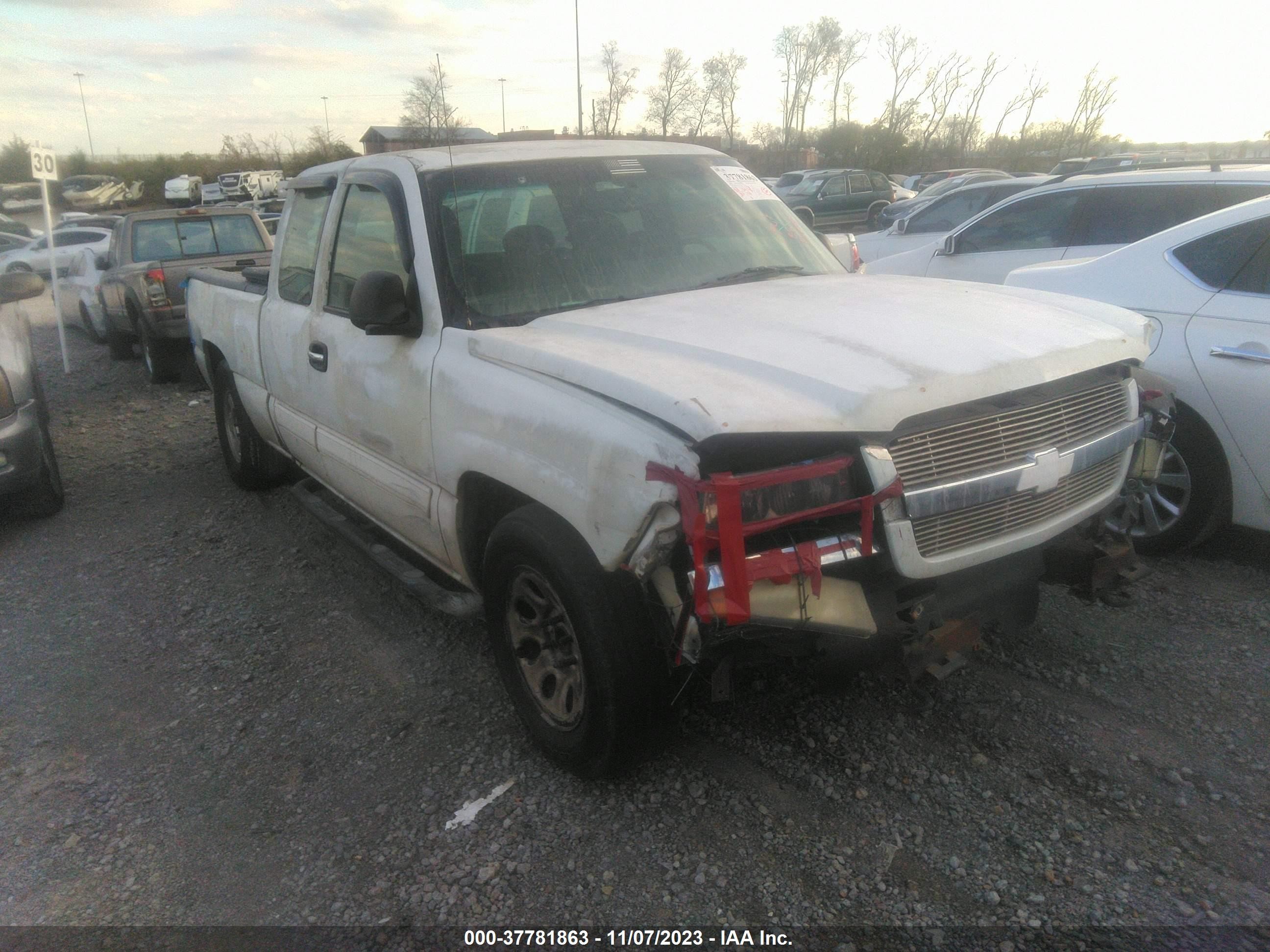 CHEVROLET SILVERADO 2003 2gcec19v831164669