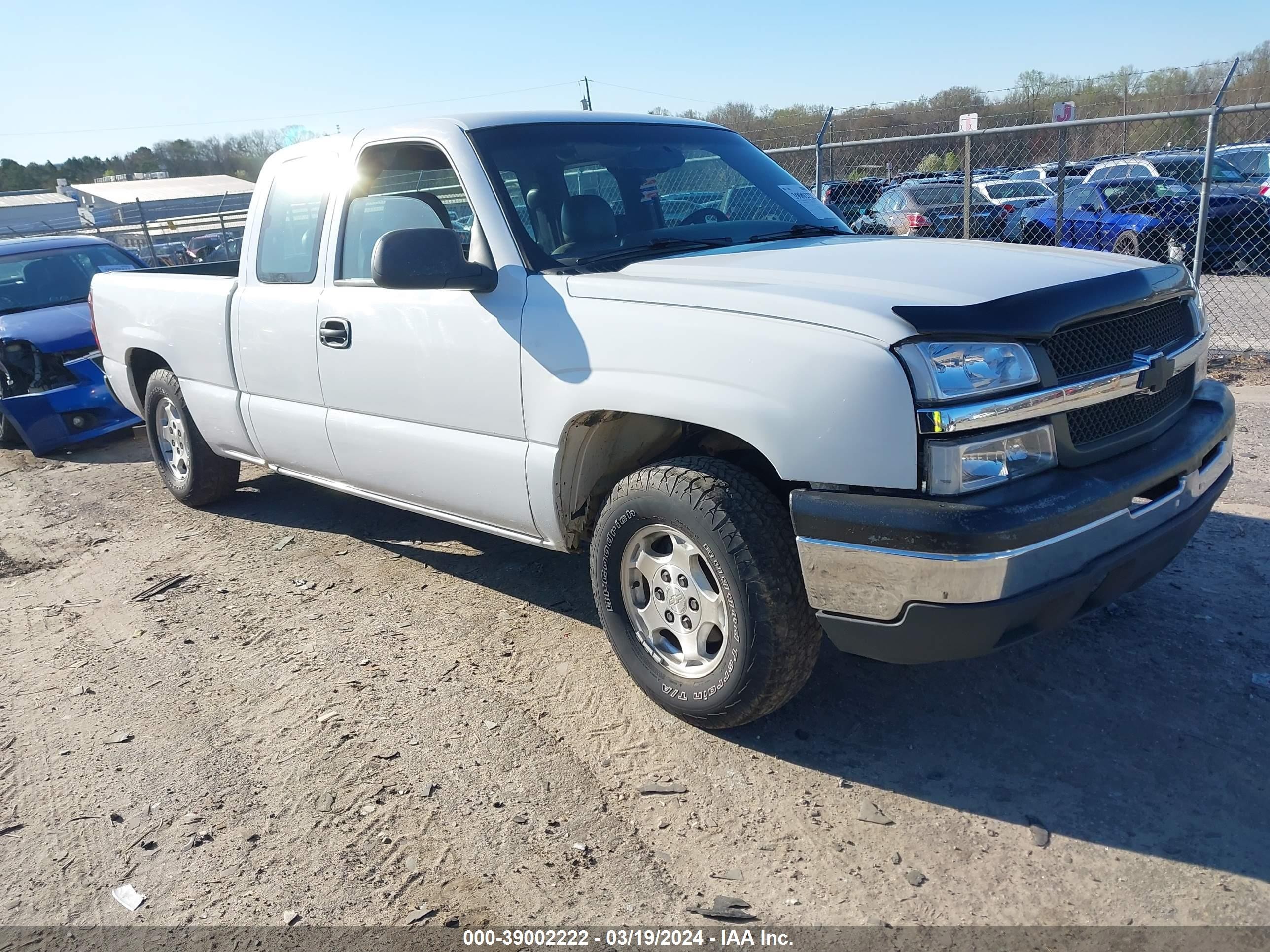 CHEVROLET SILVERADO 2004 2gcec19v841314233