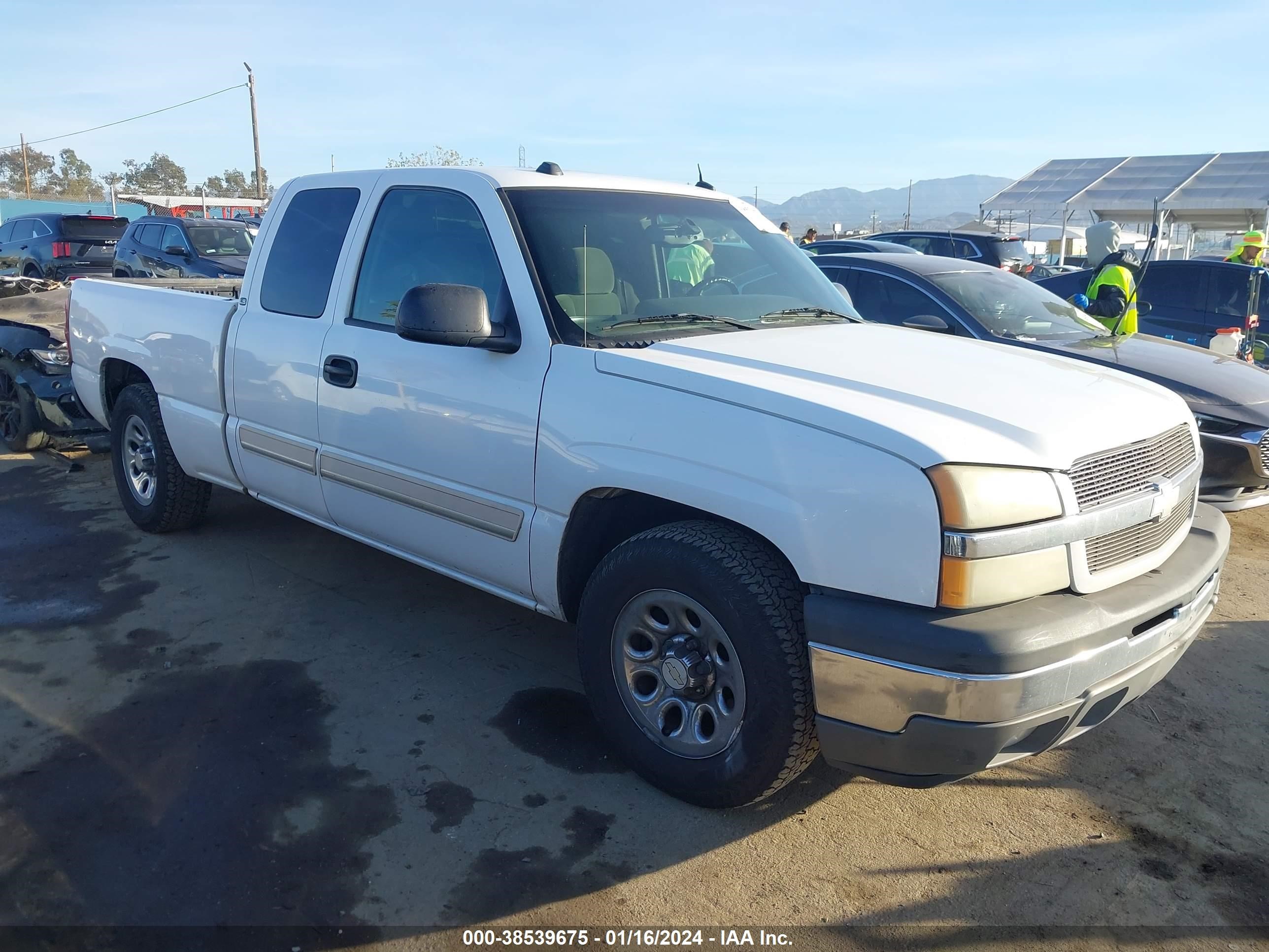 CHEVROLET SILVERADO 2005 2gcec19vx51340480