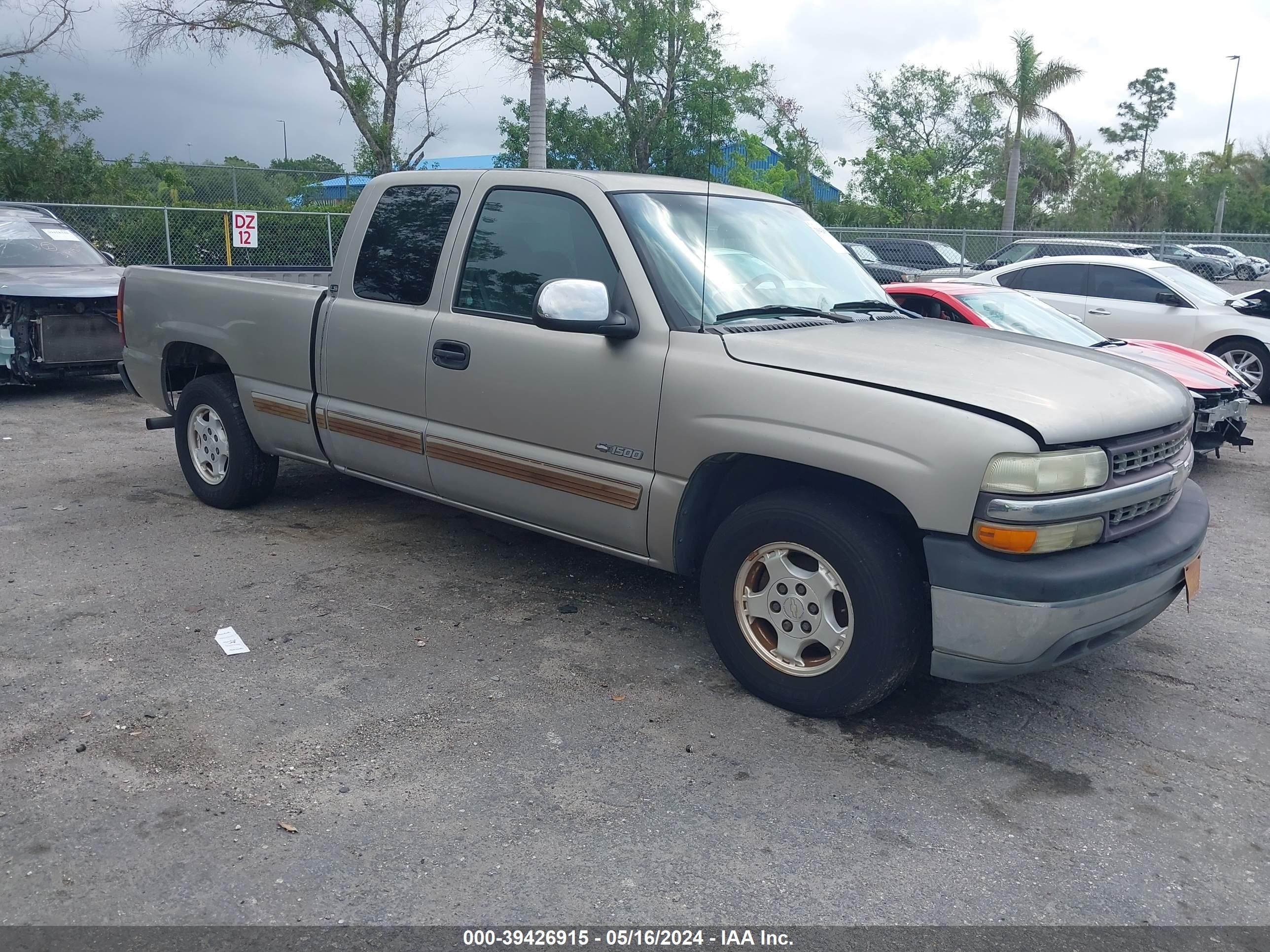 CHEVROLET SILVERADO 2001 2gcec19w011395345