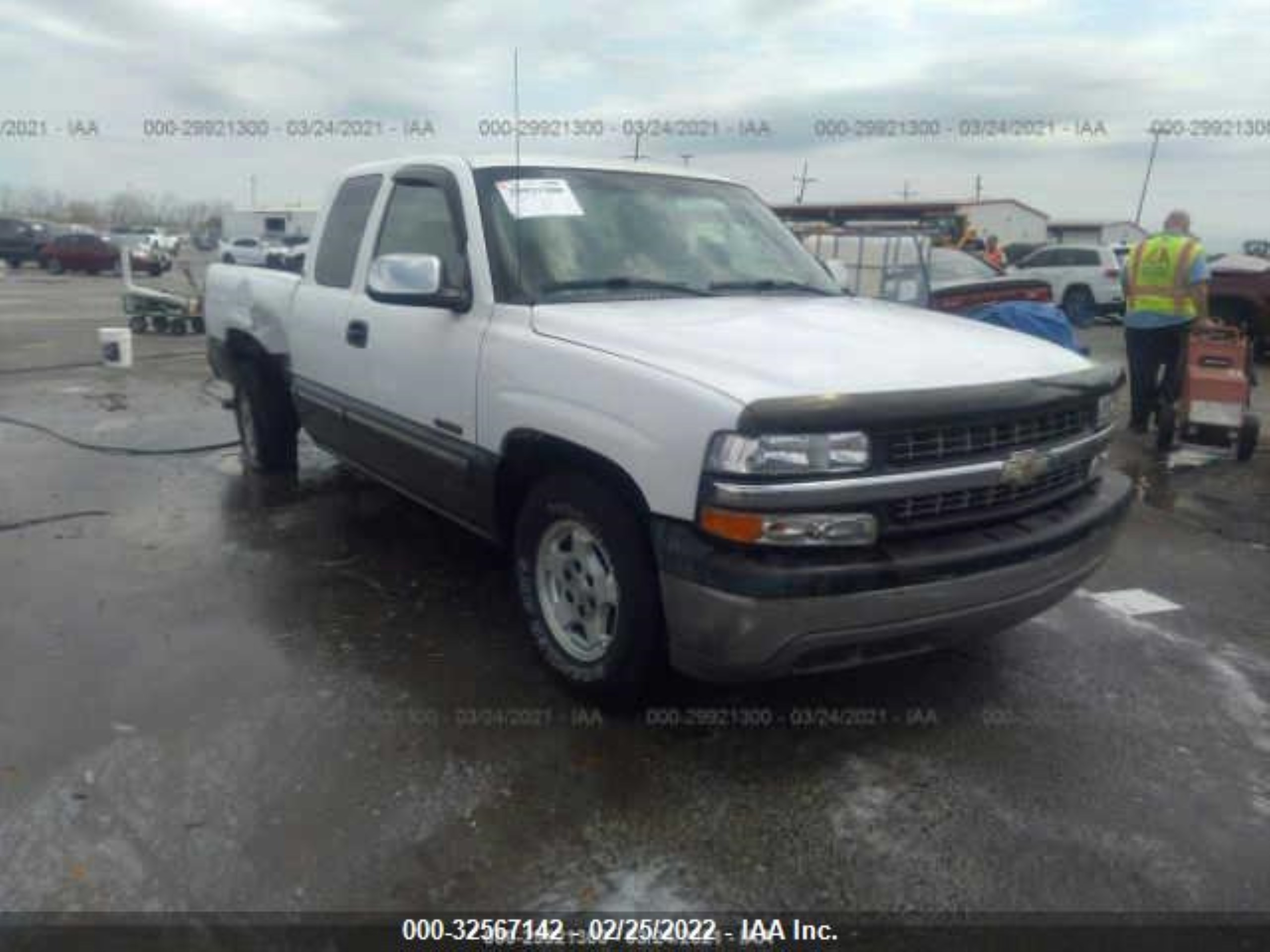 CHEVROLET SILVERADO 2001 2gcec19w111300016