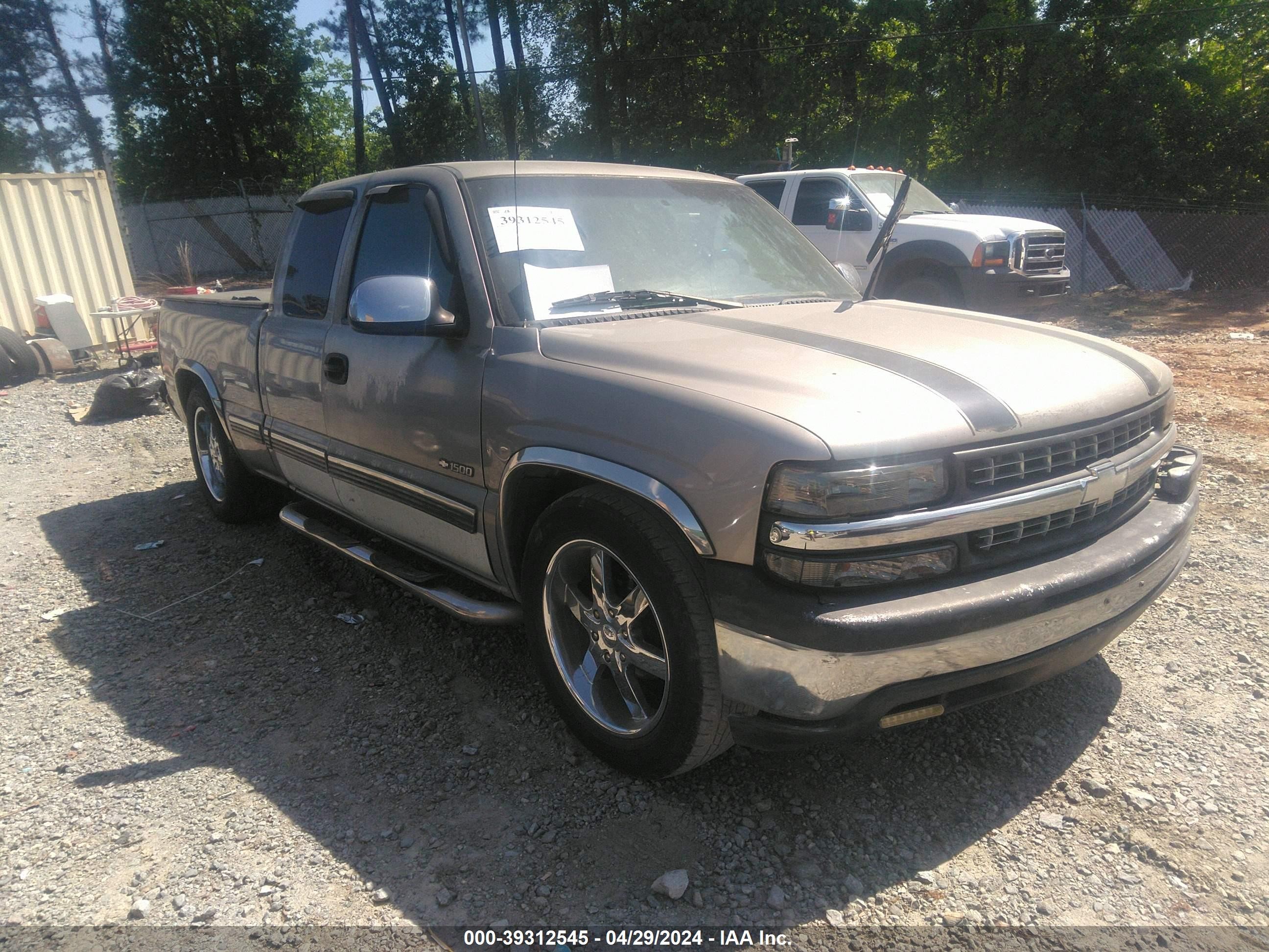 CHEVROLET SILVERADO 2002 2gcec19w121403406