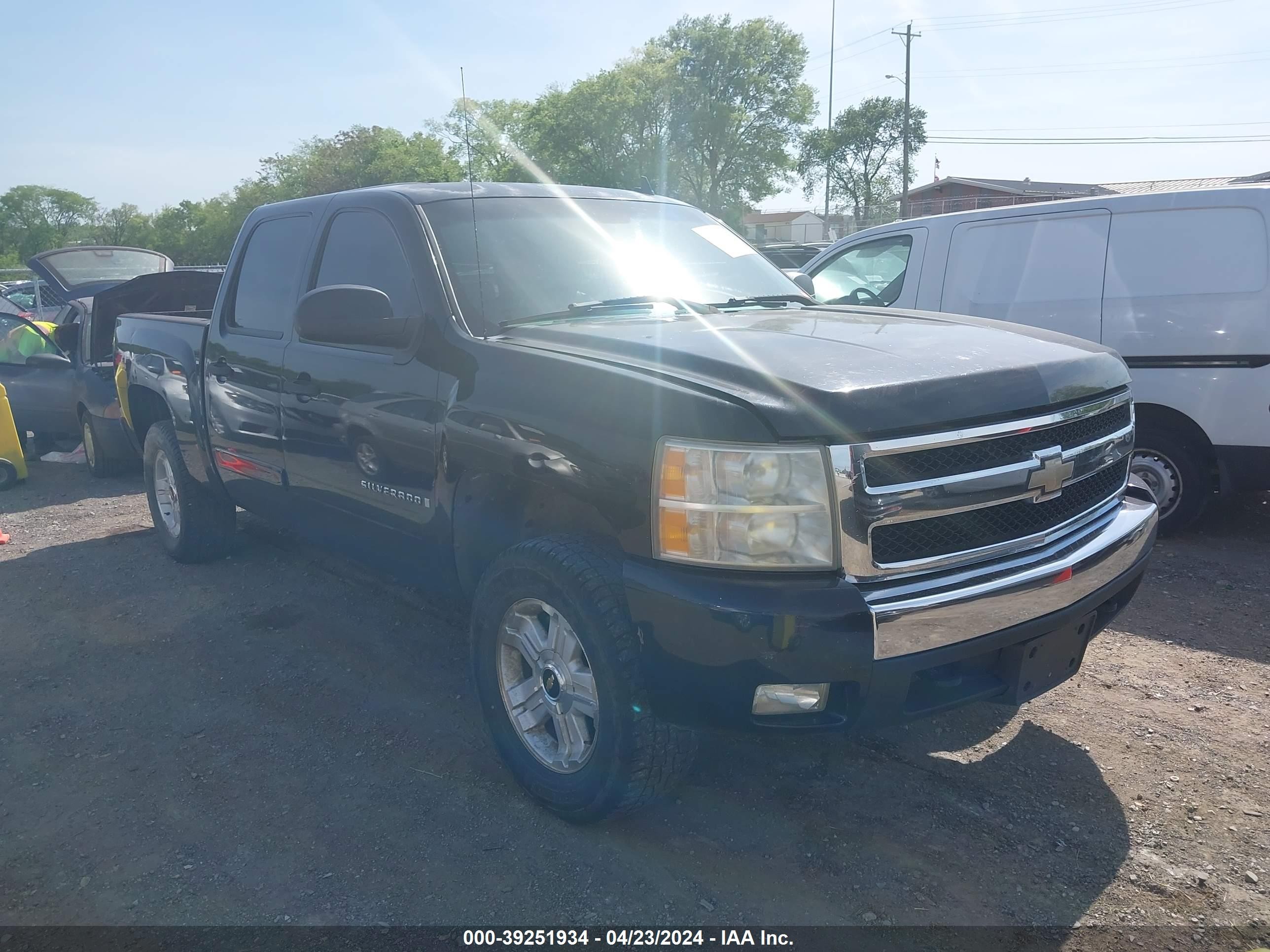 CHEVROLET SILVERADO 2007 2gcek13m071525577