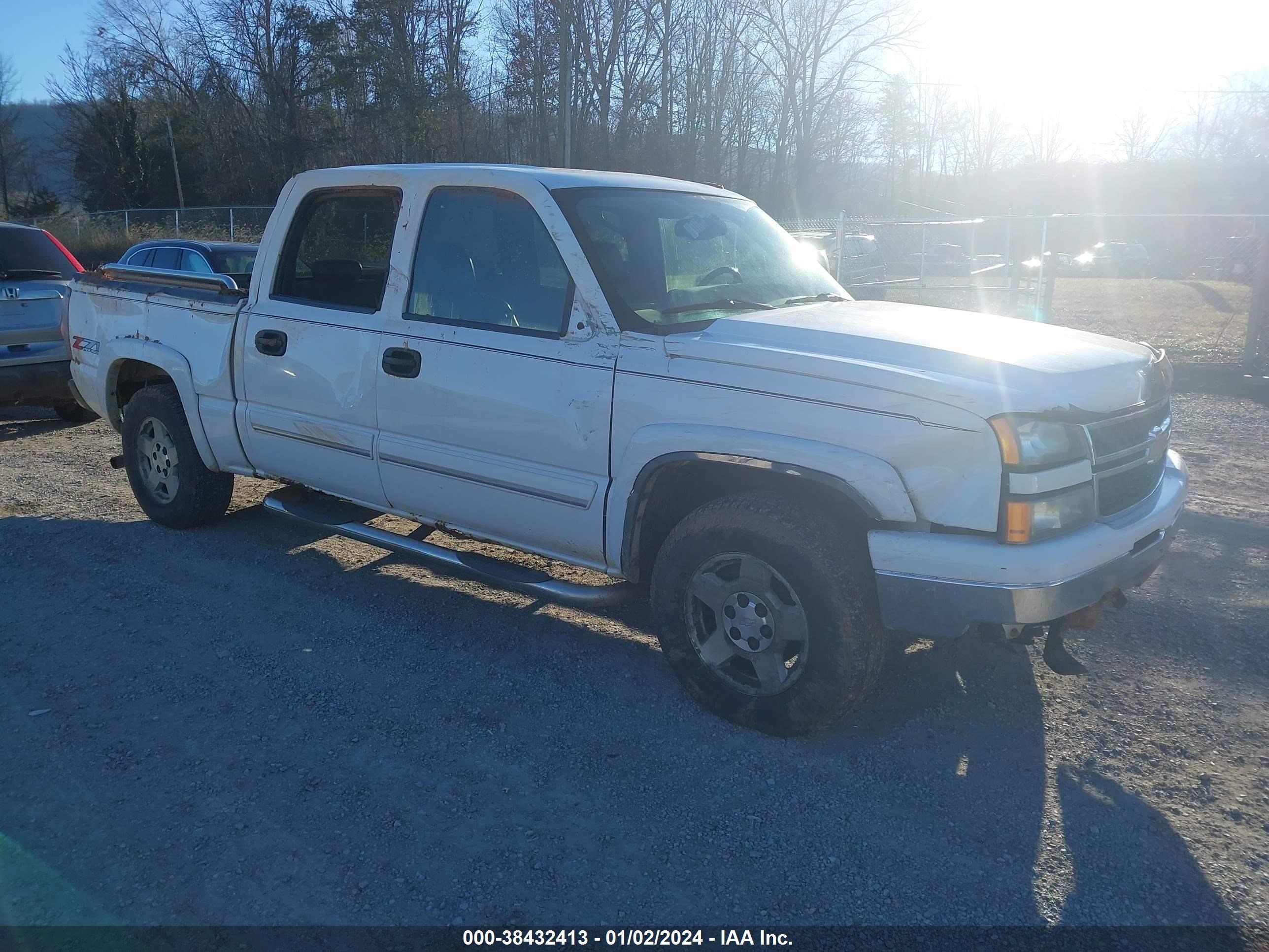 CHEVROLET SILVERADO 2006 2gcek13t761208045