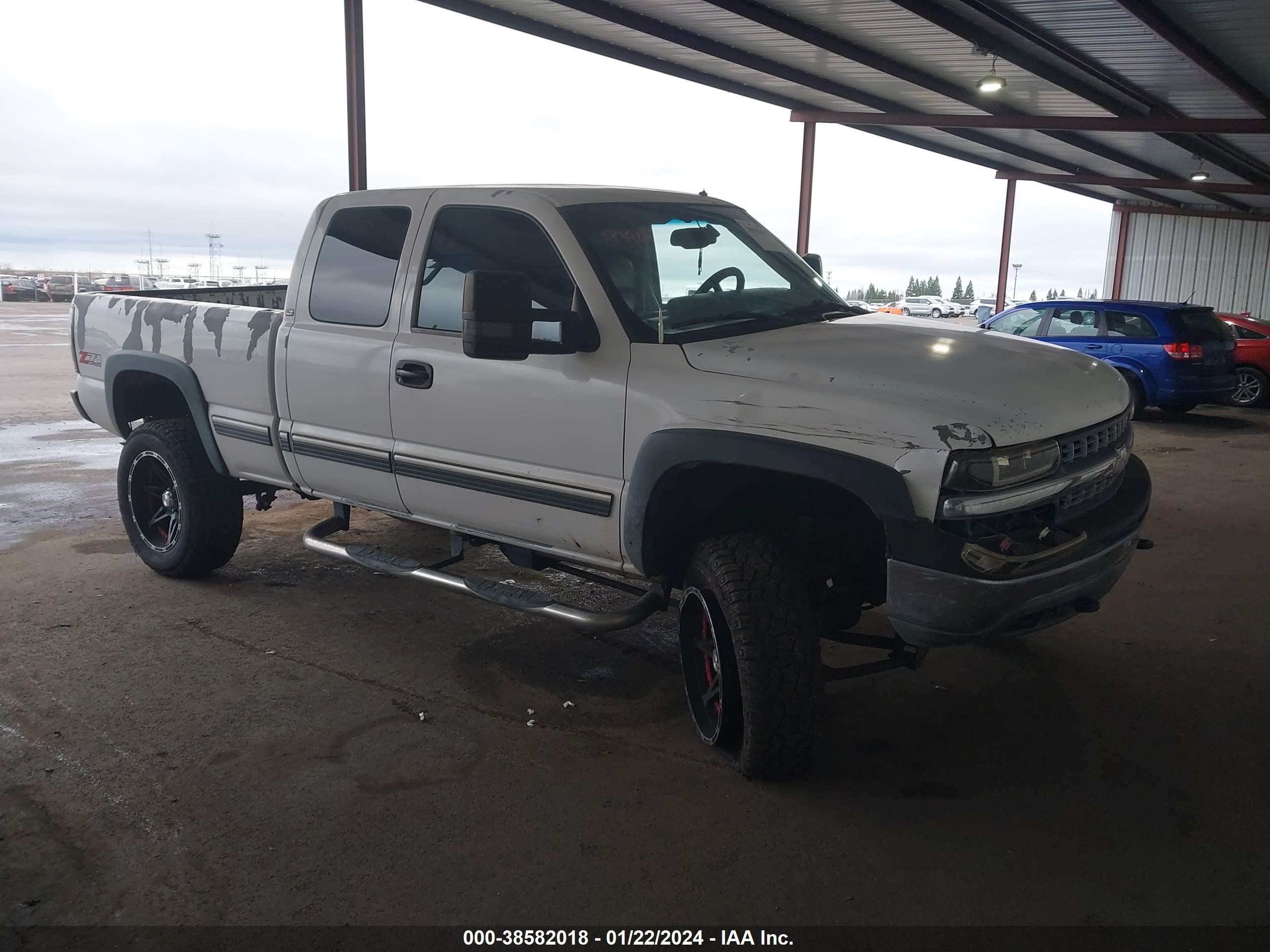 CHEVROLET SILVERADO 2002 2gcek19t121280327