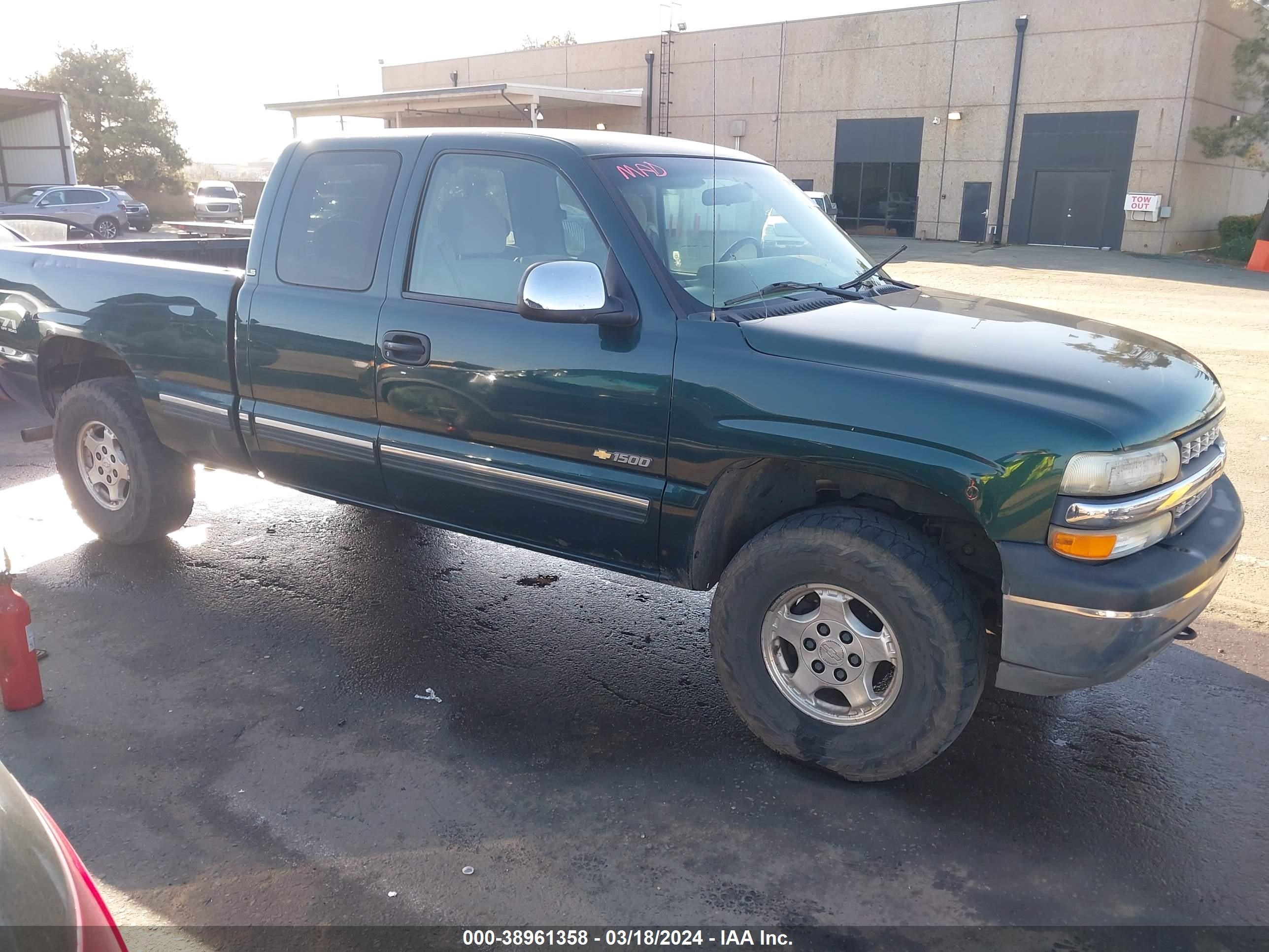 CHEVROLET SILVERADO 2002 2gcek19t221303310