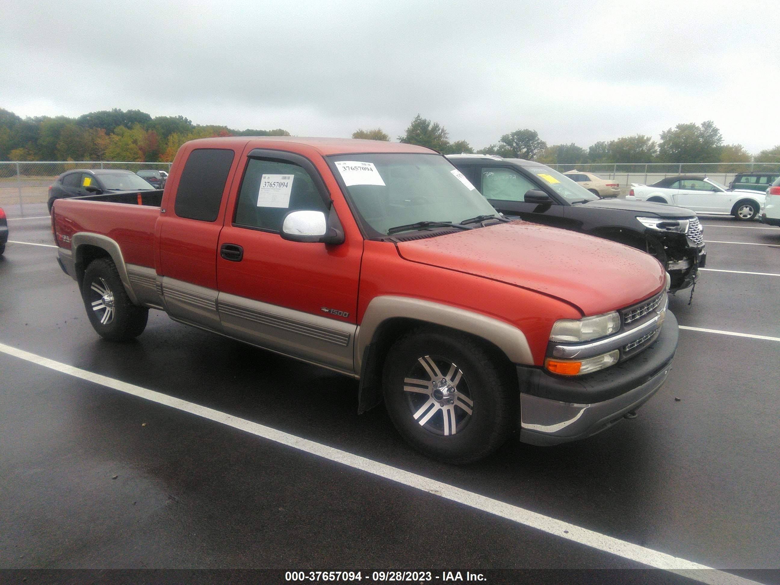 CHEVROLET SILVERADO 2001 2gcek19tx11268580