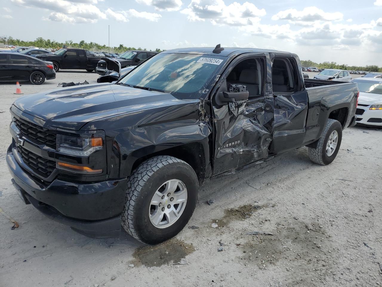 CHEVROLET SILVERADO 2019 2gcvkmec9k1219945