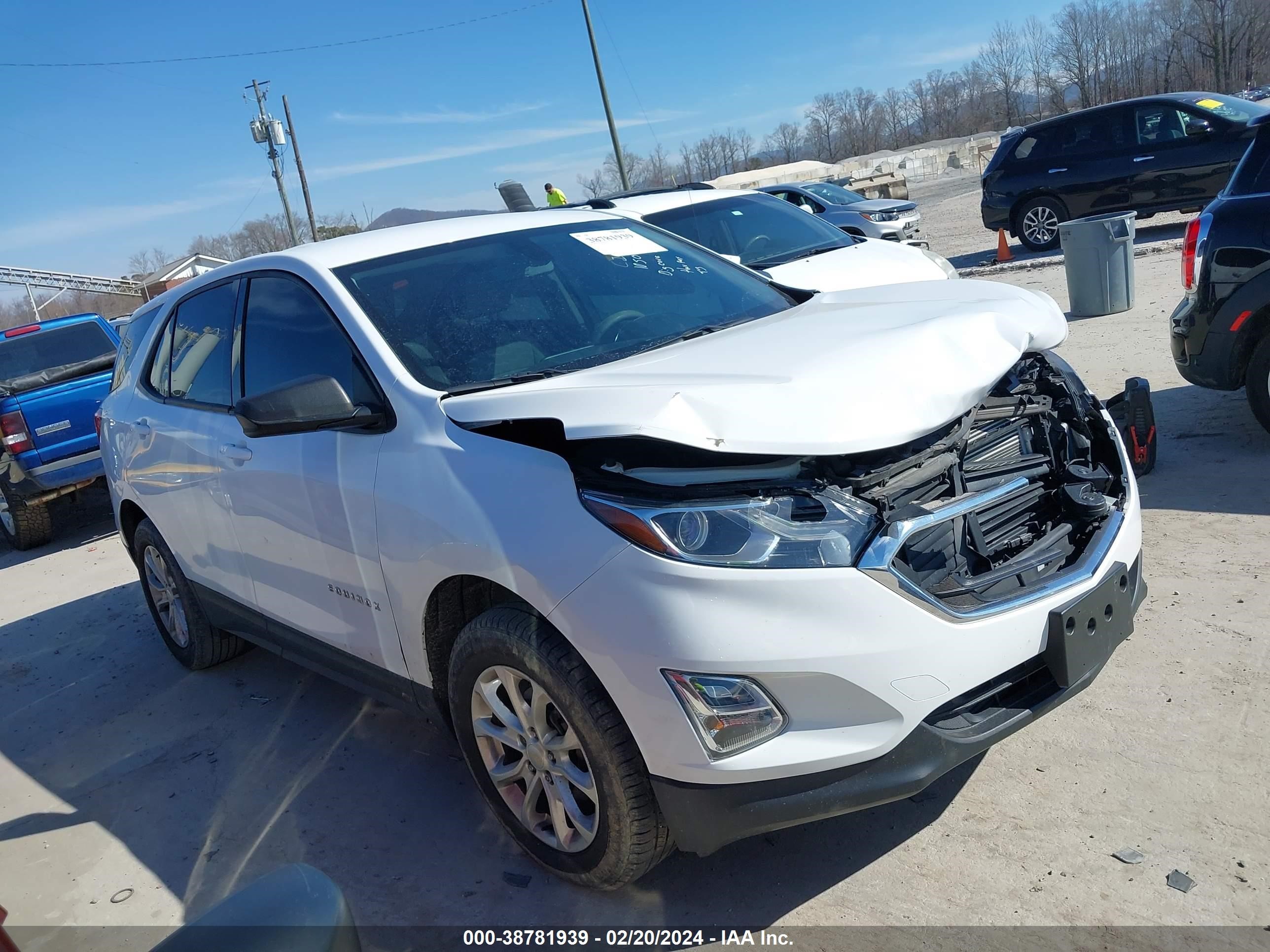 CHEVROLET EQUINOX 2018 2gnaxrev0j6120499