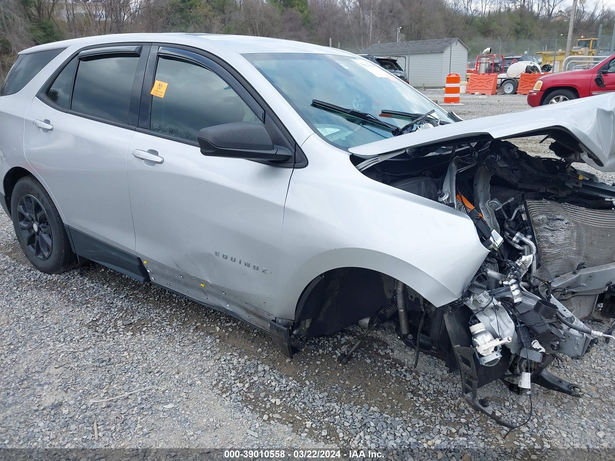 CHEVROLET EQUINOX 2018 2gnaxrevxj6339230