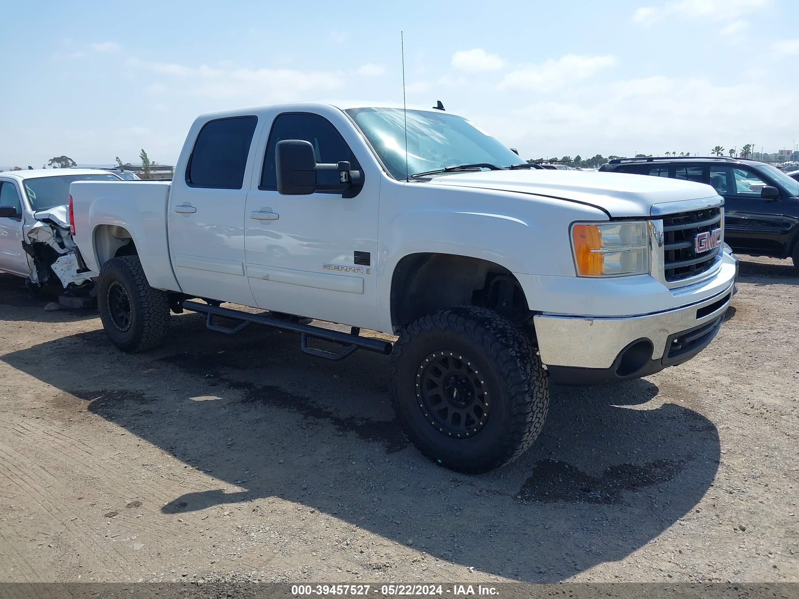 GMC SIERRA 2008 2gtec13j181129792