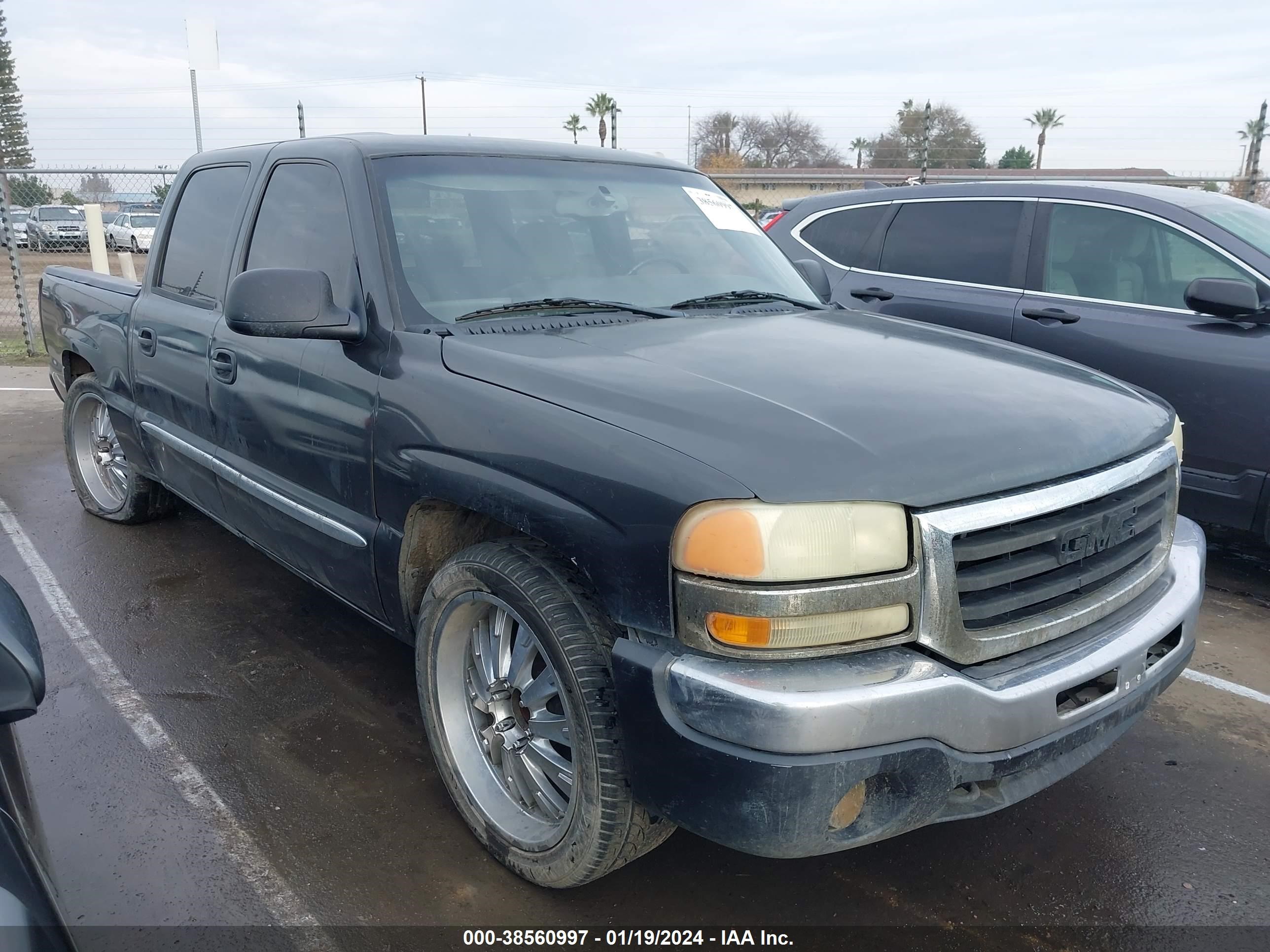 GMC SIERRA 2004 2gtec13t041341868