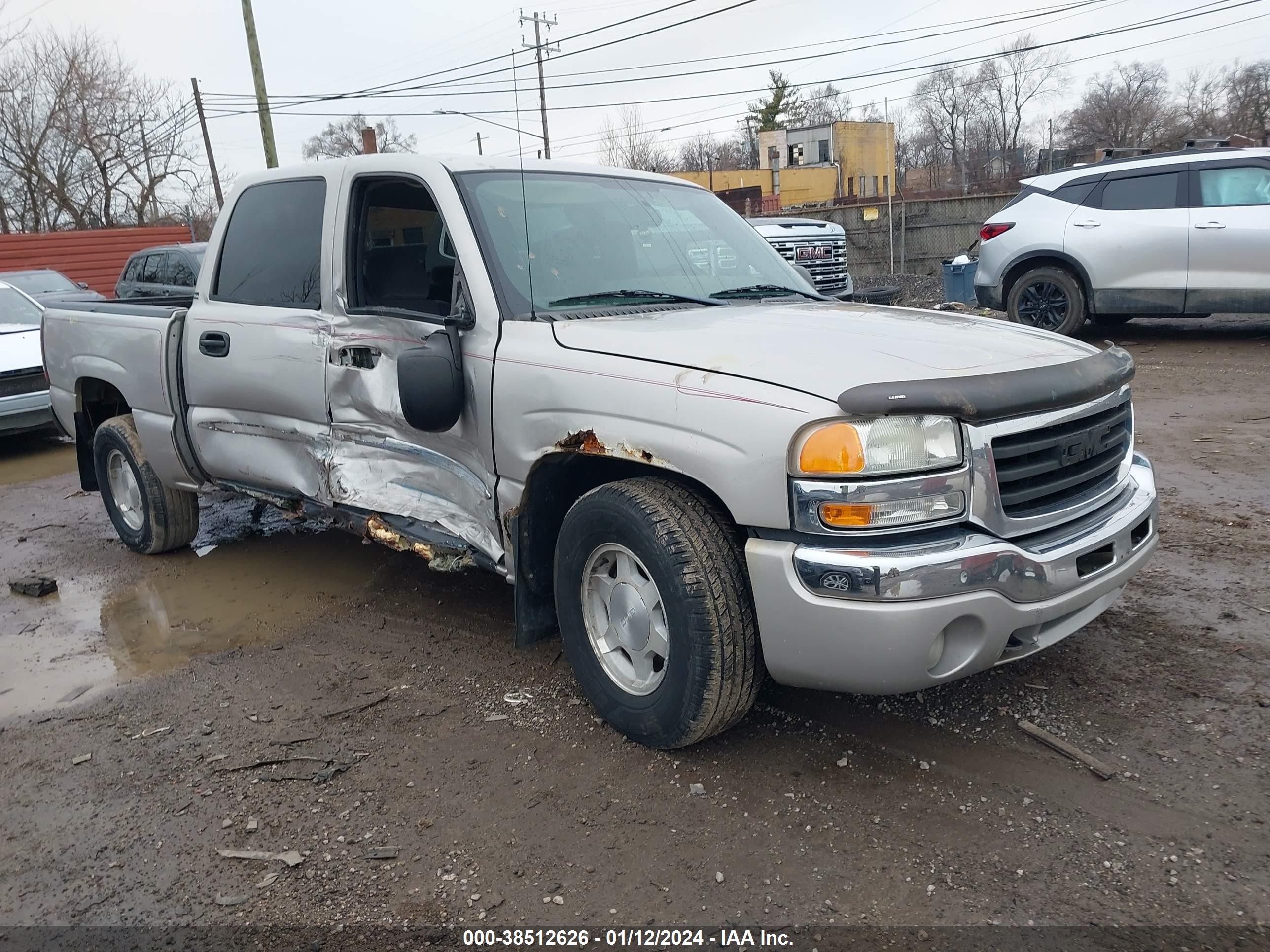 GMC SIERRA 2004 2gtec13t341376016