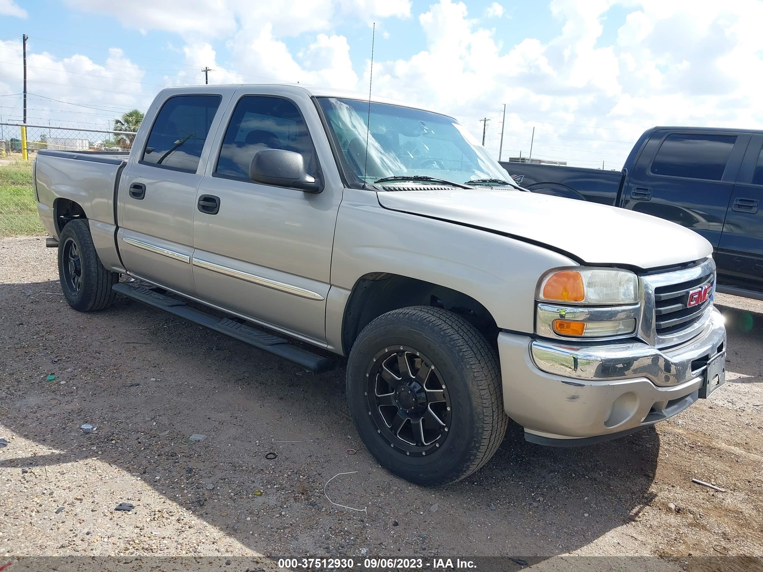 GMC SIERRA 2005 2gtec13t351399801