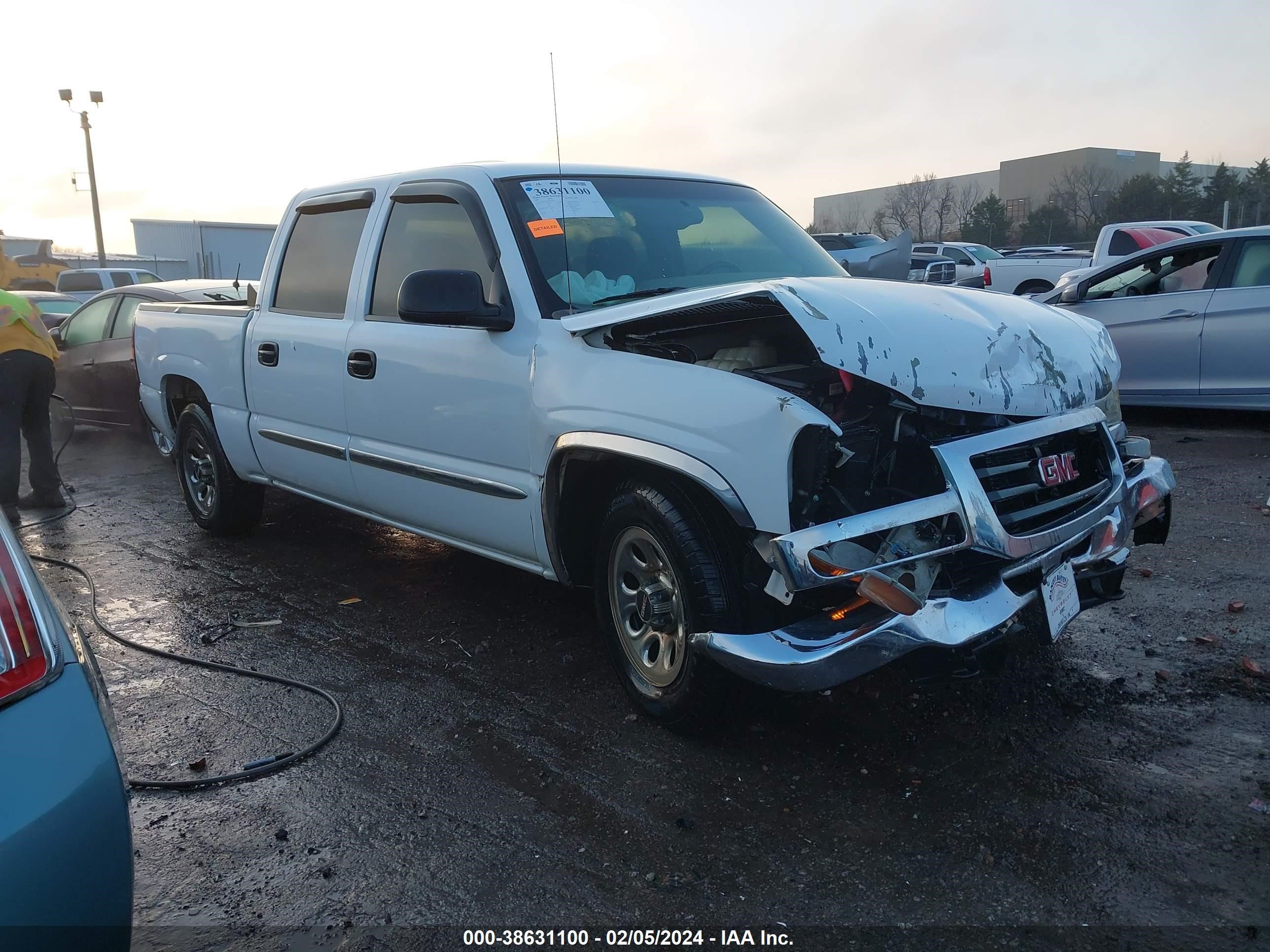 GMC SIERRA 2005 2gtec13t751394357