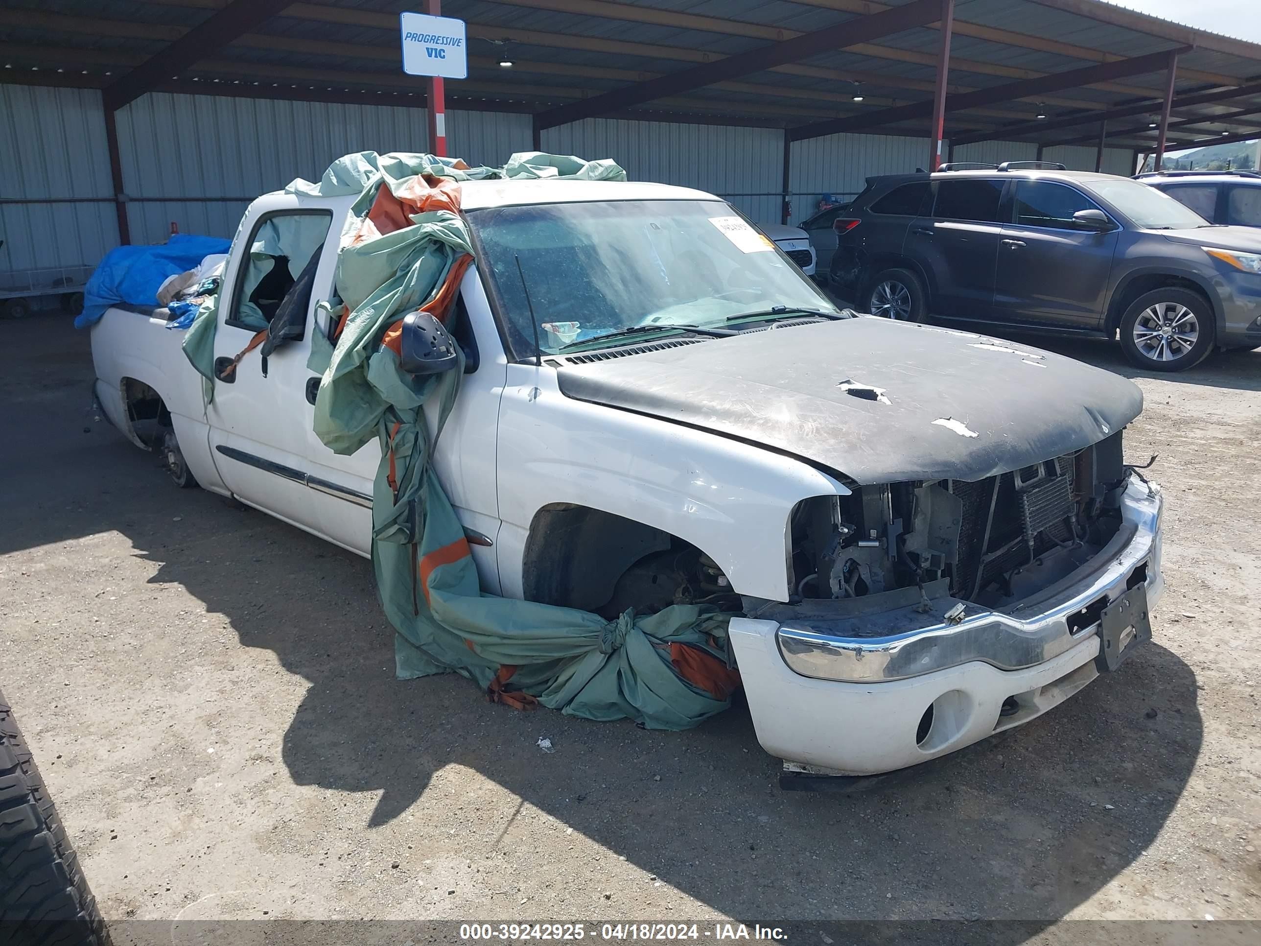 GMC SIERRA 2006 2gtec13t961168239