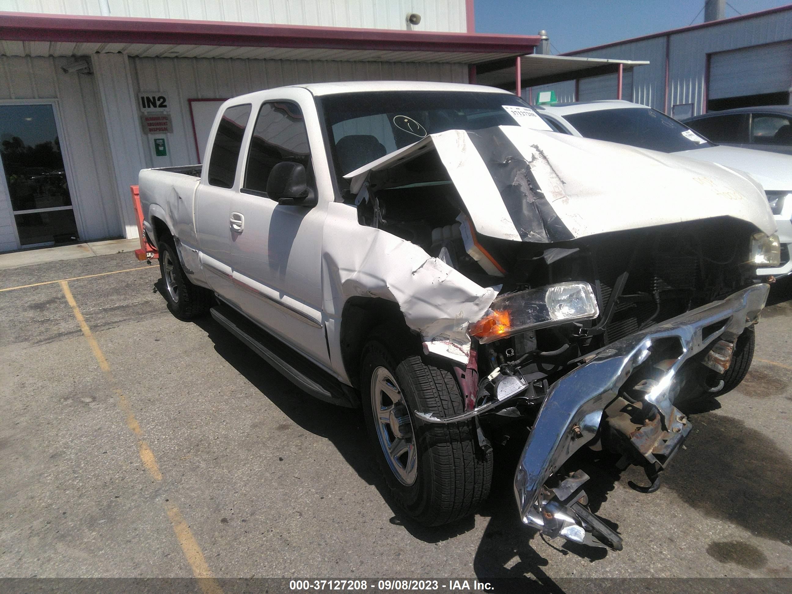 GMC SIERRA 2004 2gtec19t541180554