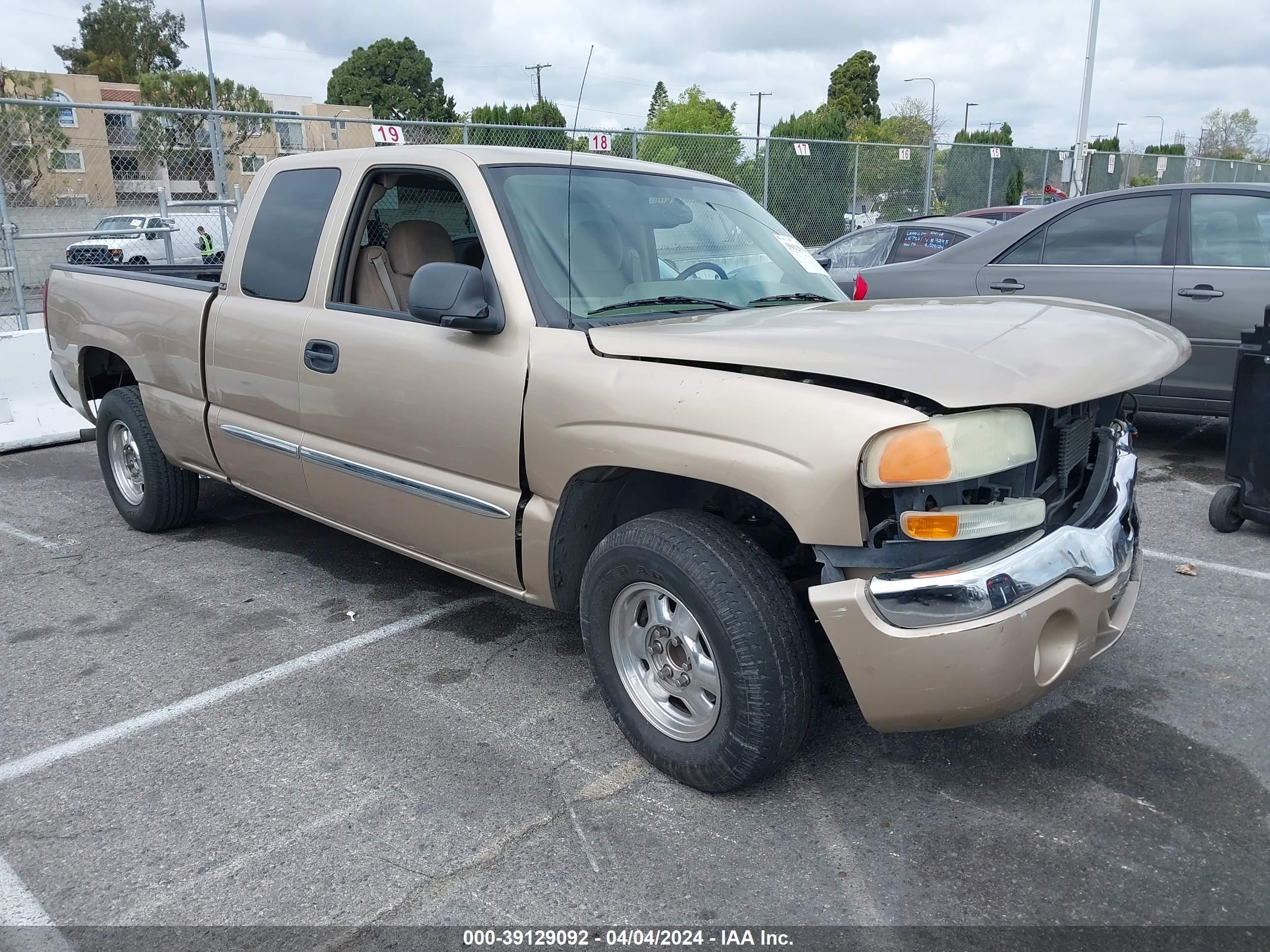 GMC SIERRA 2004 2gtec19t641166257