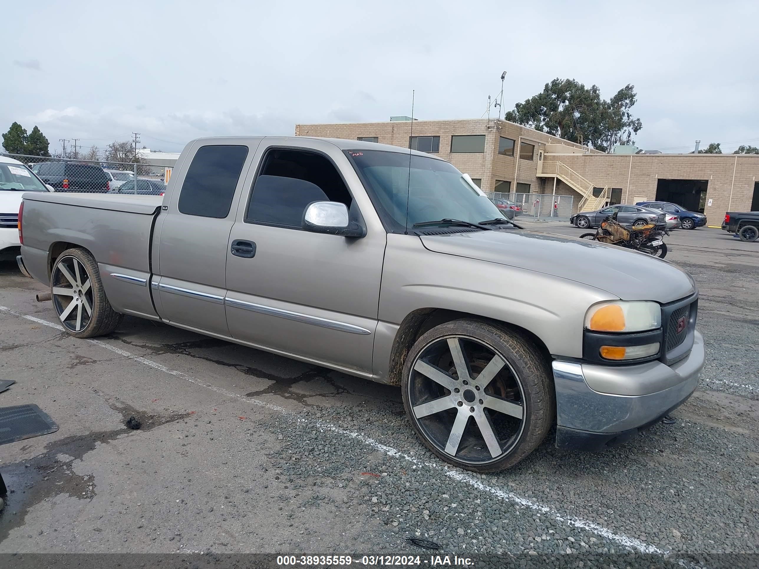 GMC SIERRA 2002 2gtec19v221391984