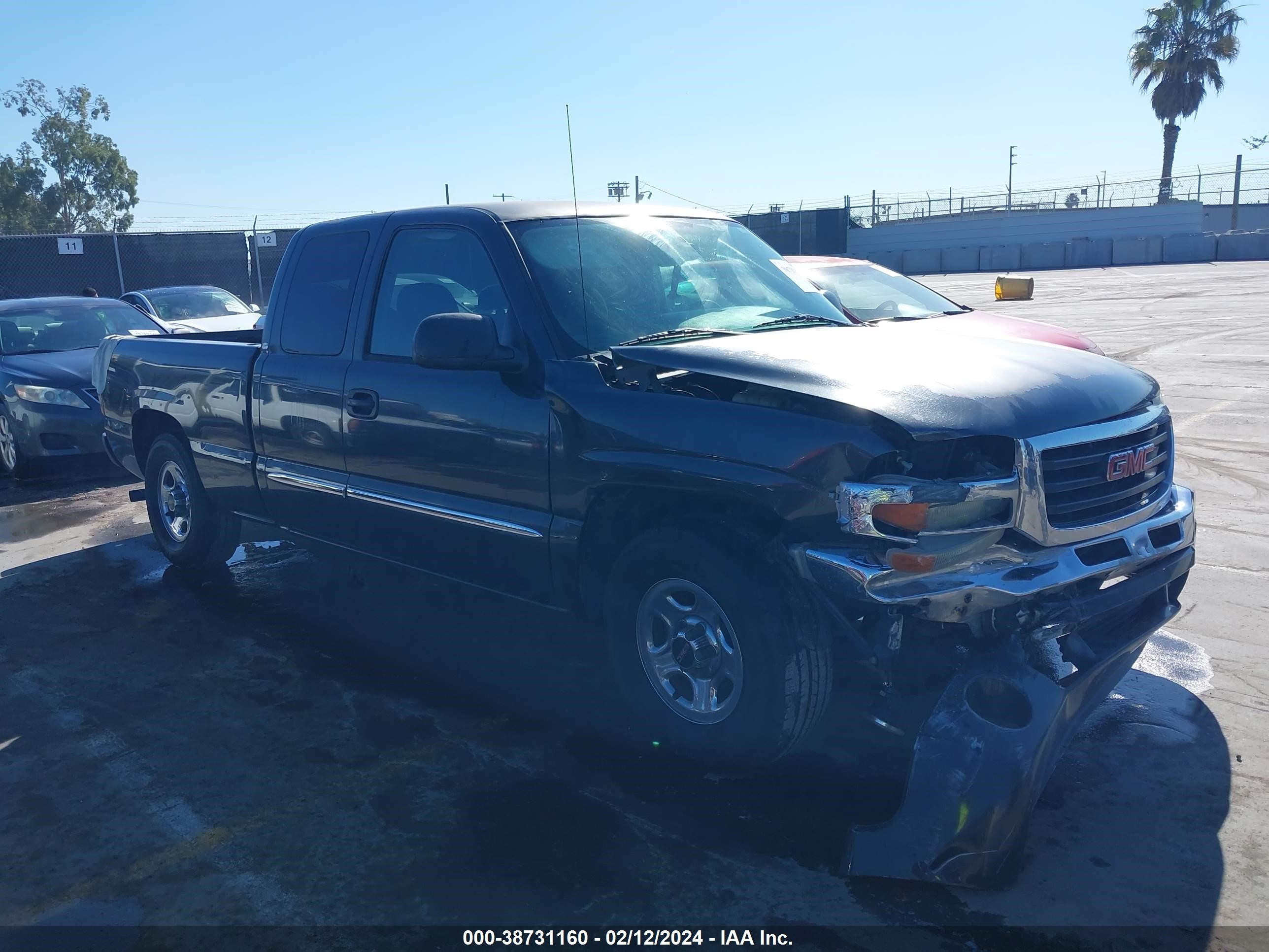 GMC SIERRA 2004 2gtec19v641100132