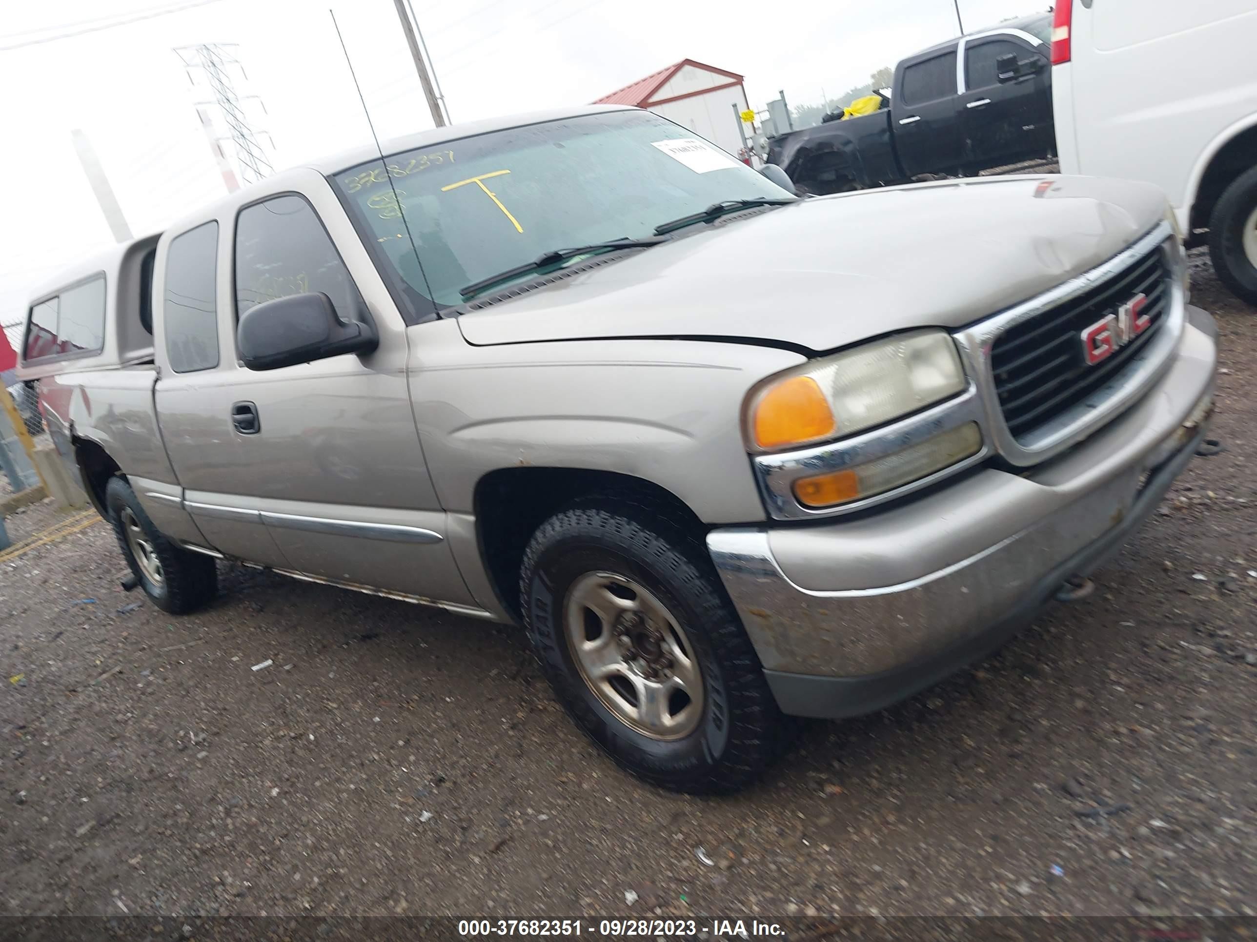 GMC SIERRA 2002 2gtec19vx21183948