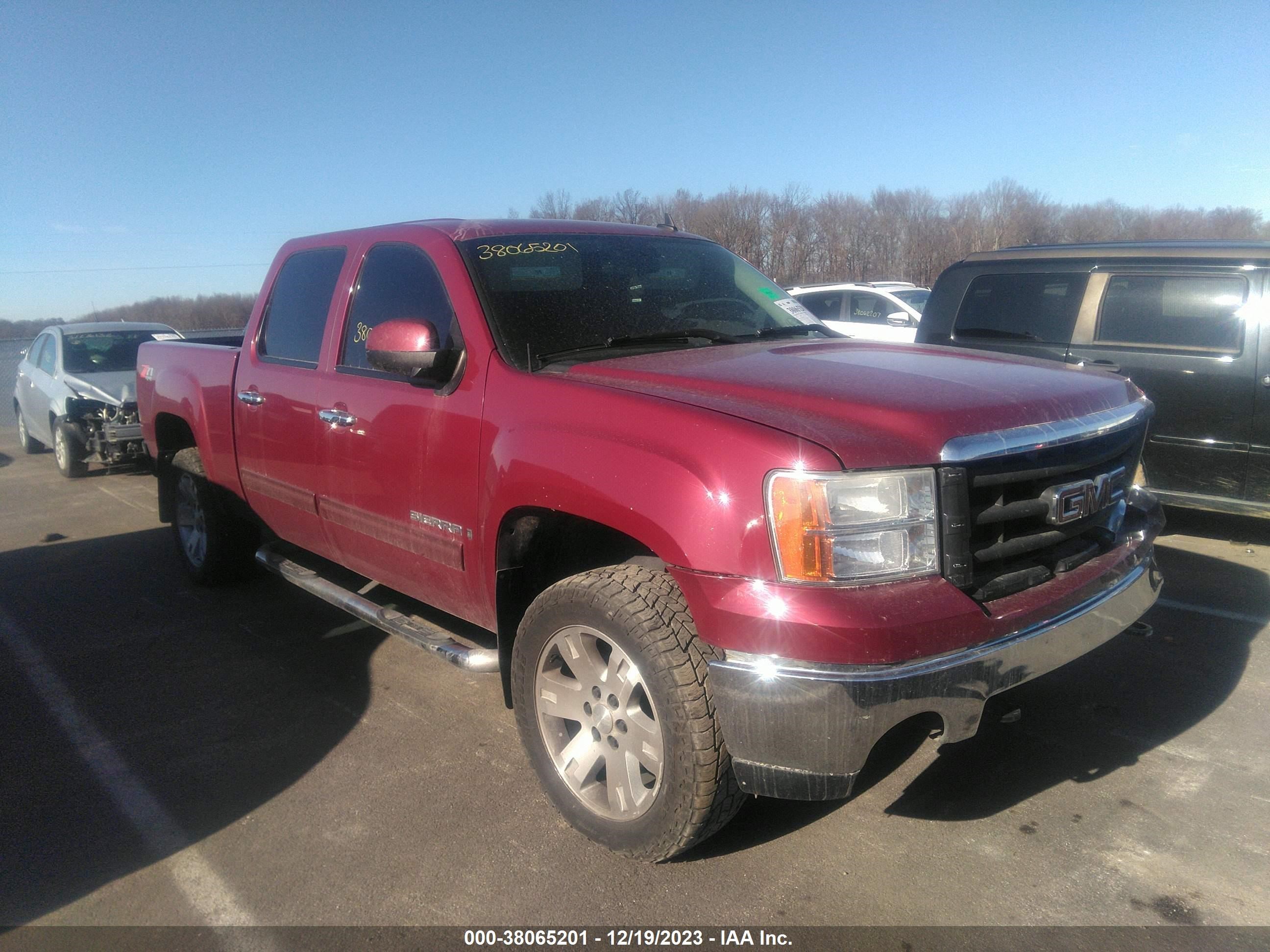 GMC SIERRA 2007 2gtek13m371564552