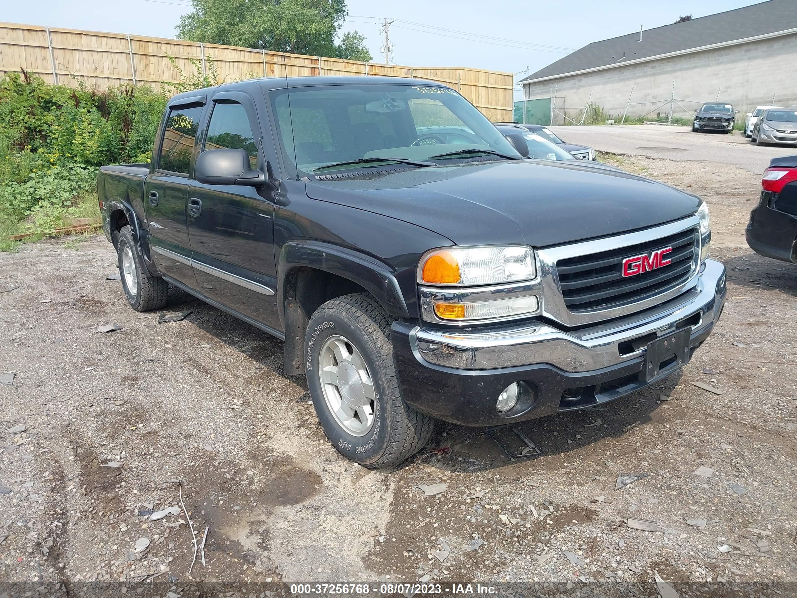 GMC SIERRA 2004 2gtek13t341424343