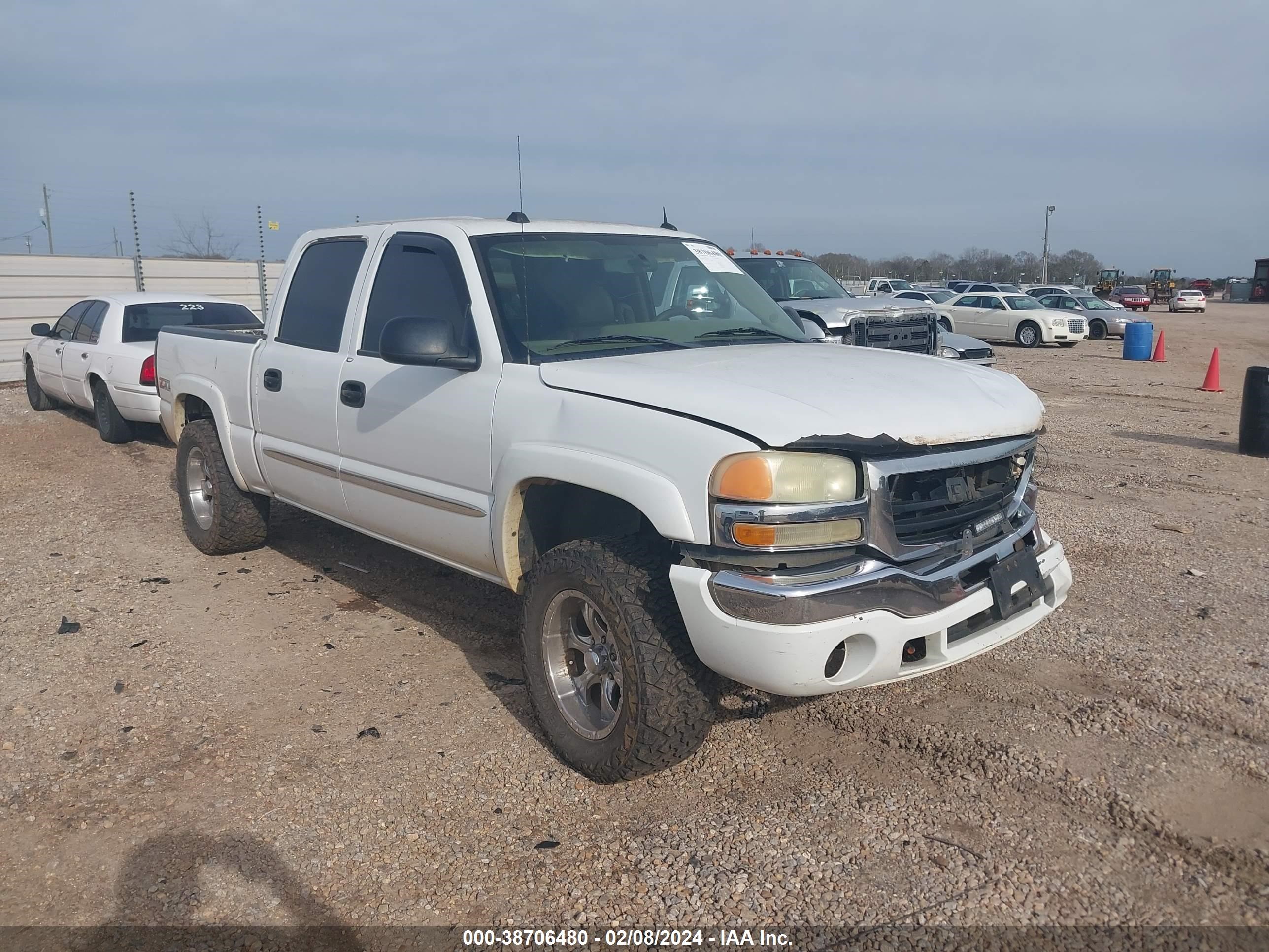 GMC SIERRA 2004 2gtek13t641345426