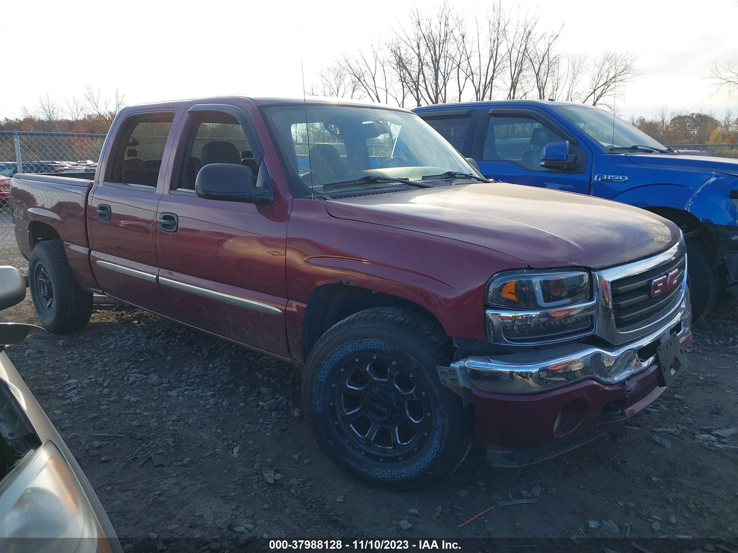 GMC SIERRA 2005 2gtek13t651302271