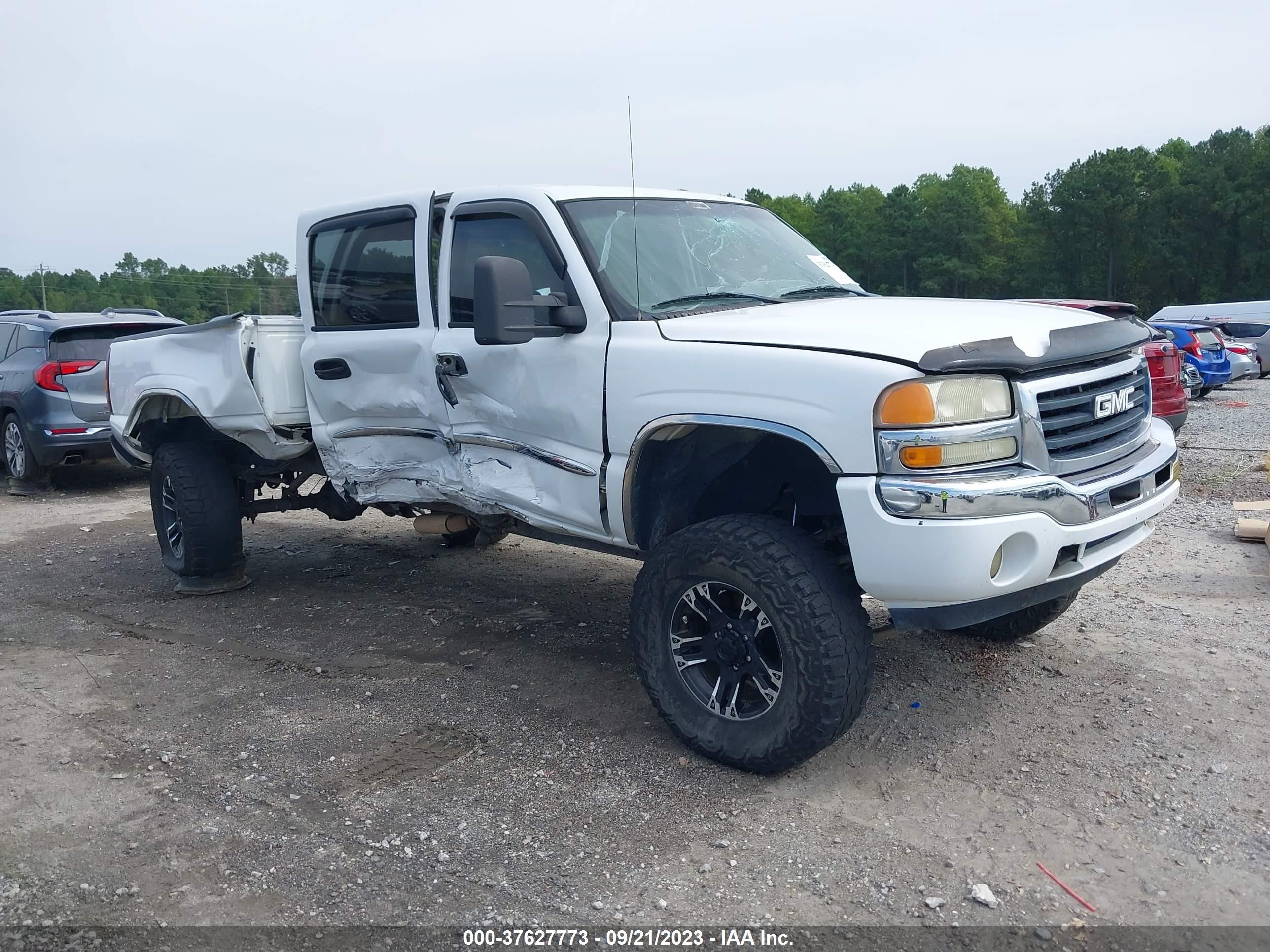 GMC SIERRA 2005 2gtek13t651330622